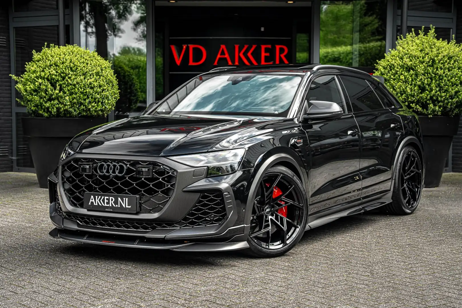 Audi RS Q8 RSQ8 Performance ABT Legacy Edition 1 van 125 (760 Noir - 1