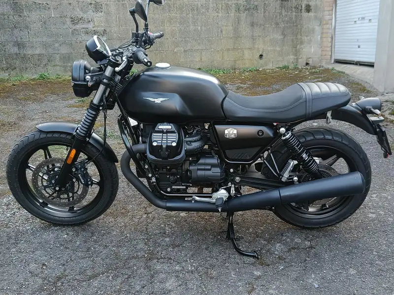 Moto Guzzi V 7