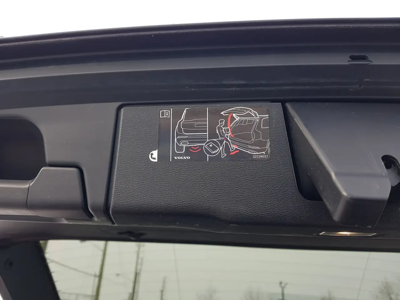 Volvo XC60 снимка Volvo XC60