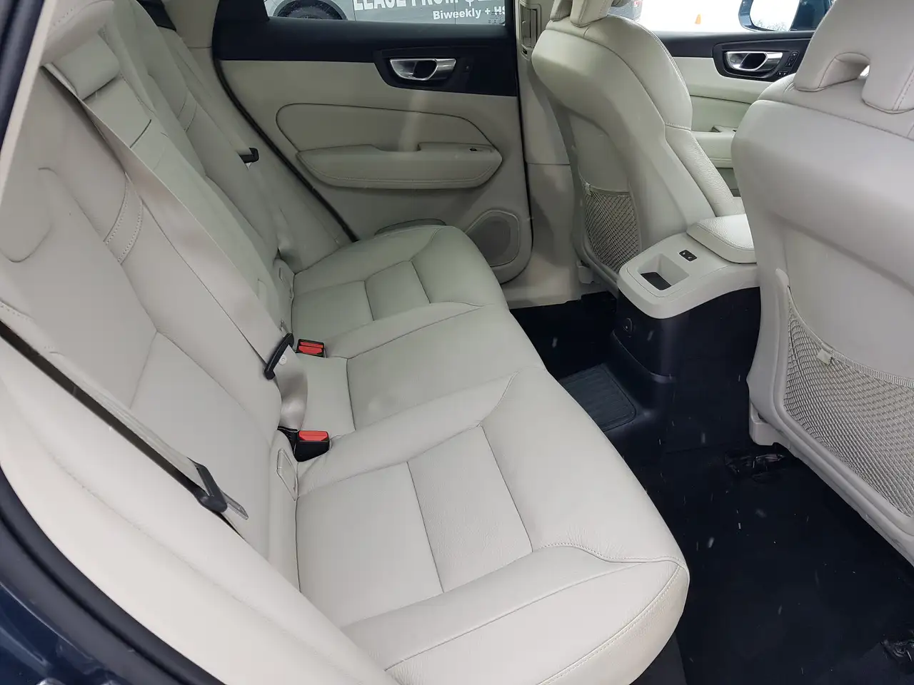 Volvo XC60 снимка Volvo XC60