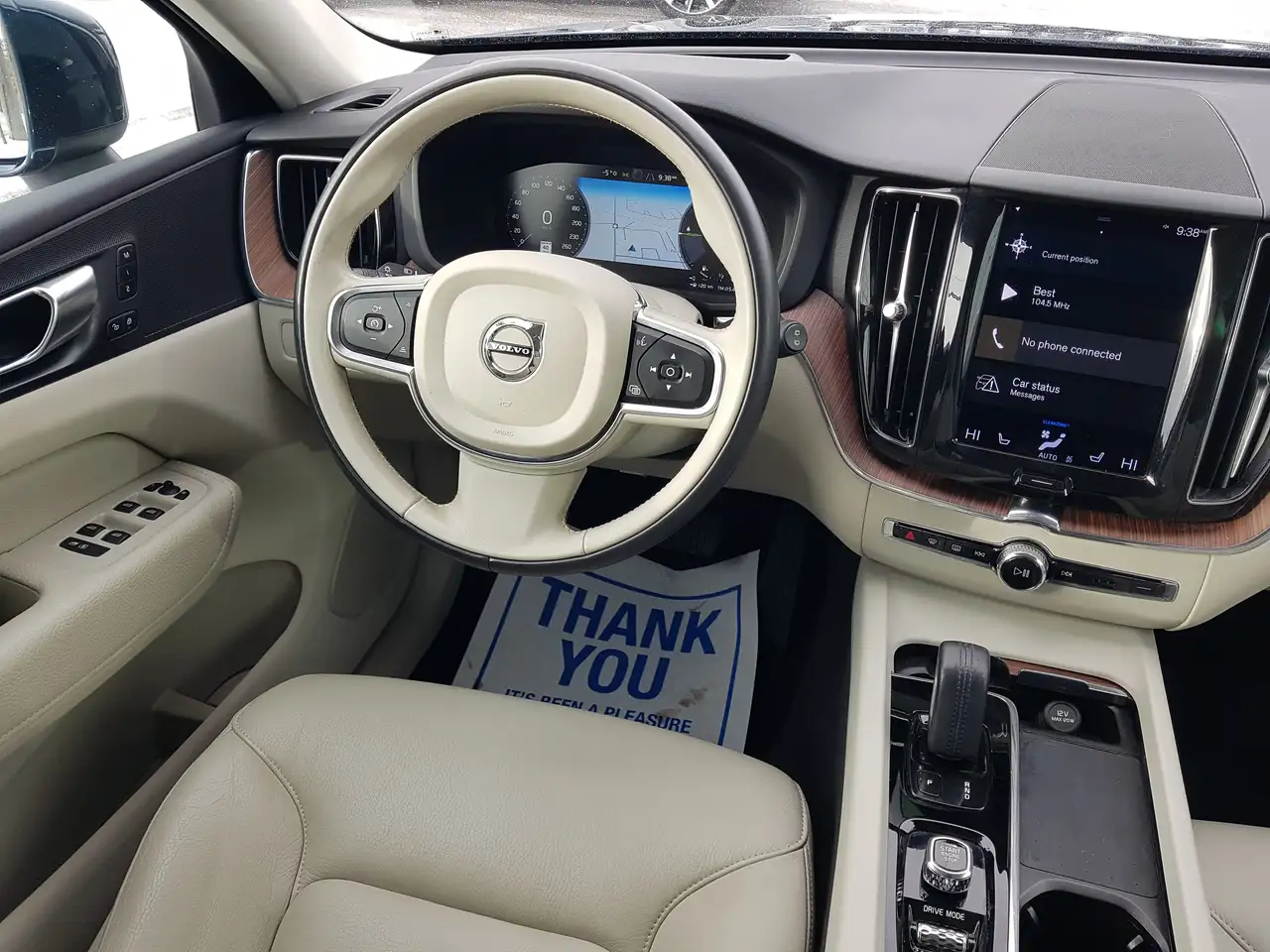 Volvo XC60 снимка Volvo XC60