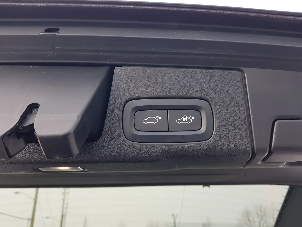Volvo XC60 снимка Volvo XC60