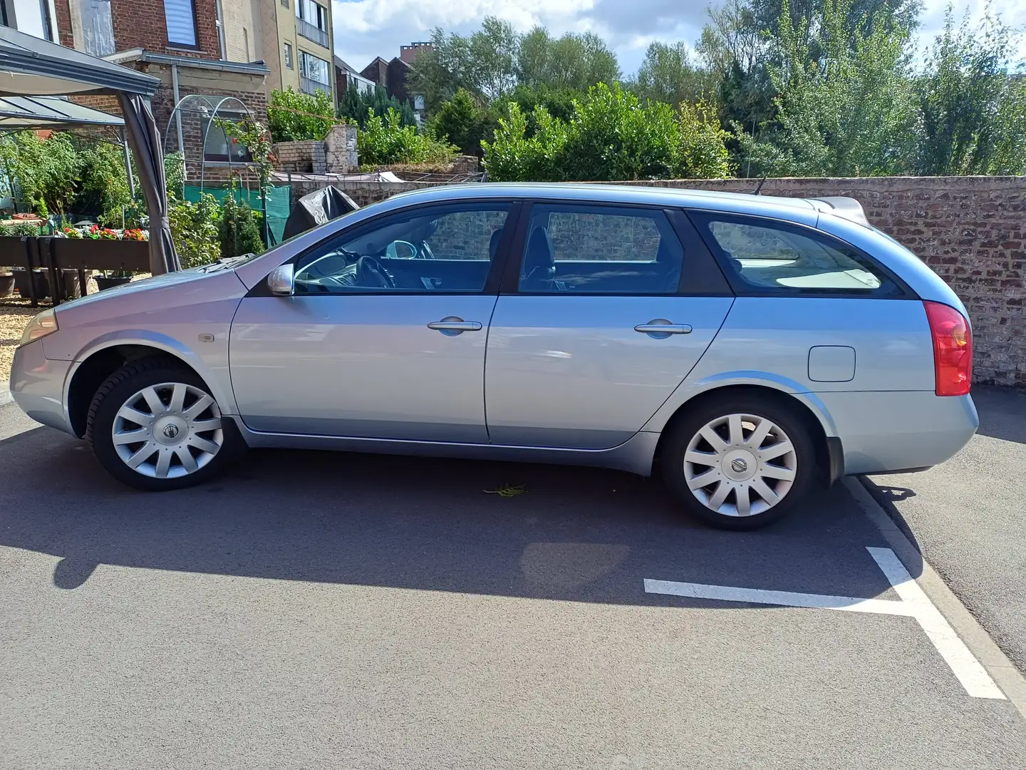 Nissan Primera Primera 1.6i 16v Selecta Blau - 2
