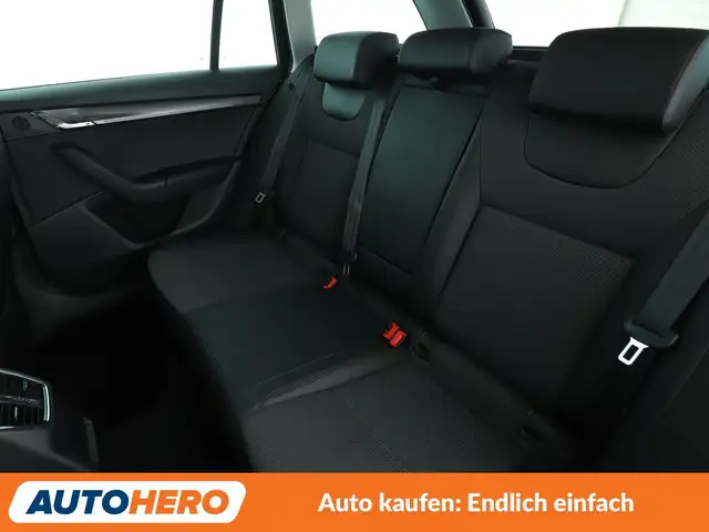 Skoda Octavia view 14