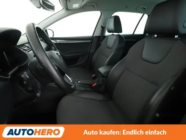 Skoda Octavia view 10