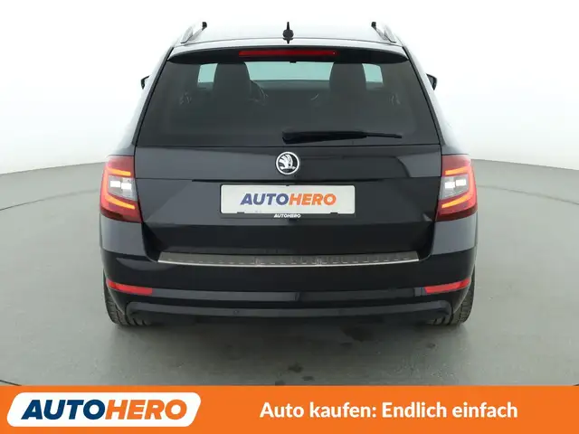Skoda Octavia view 5