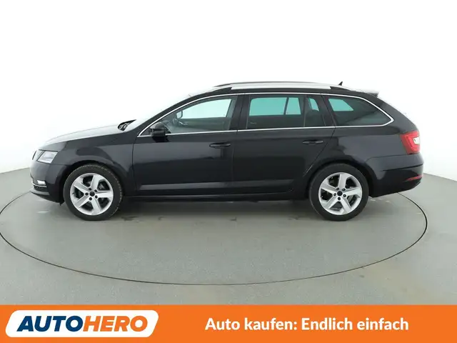 Skoda Octavia view 3