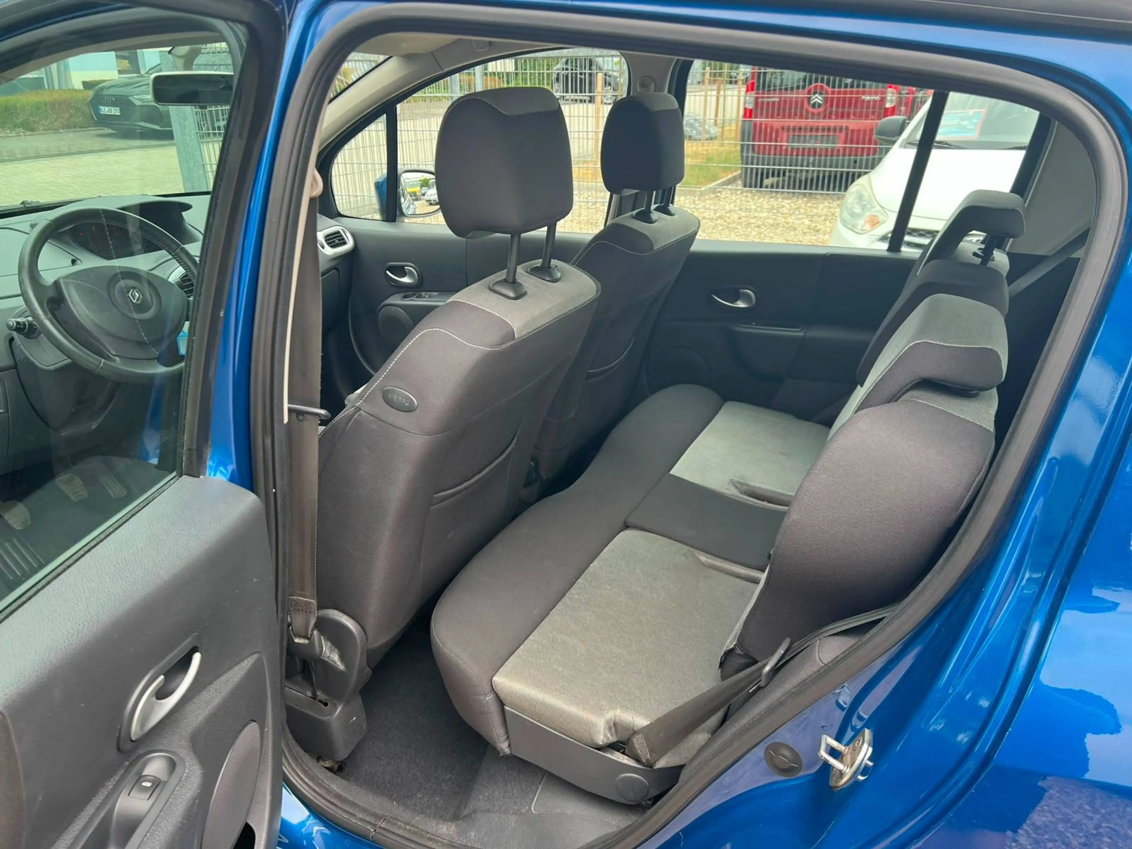 Renault Modus TÜV / Inspektion NEU - Klimaanlage - Garantie - 1.Hand — photo 8