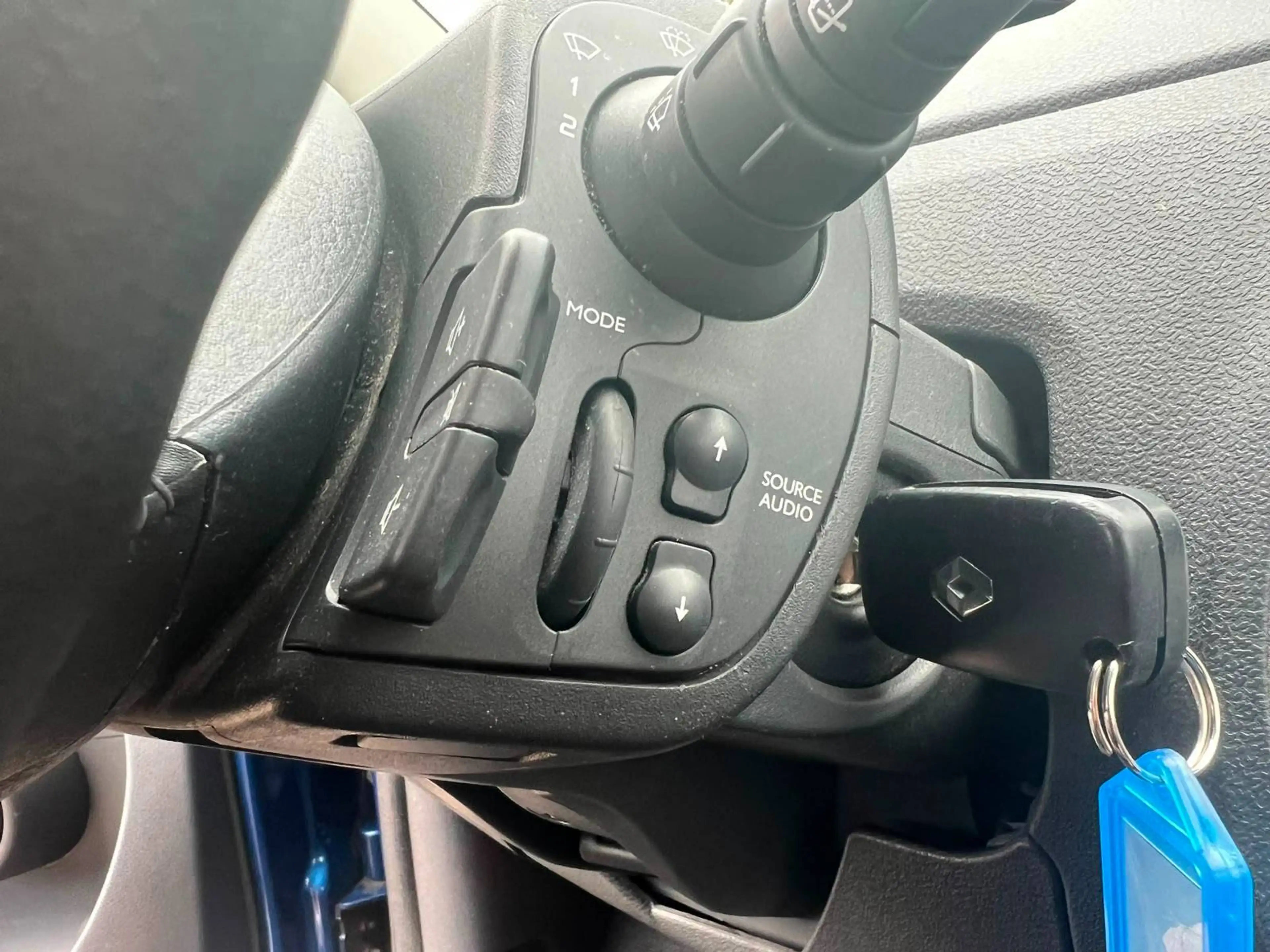 Renault Modus TÜV / Inspektion NEU - Klimaanlage - Garantie - 1.Hand — photo 13