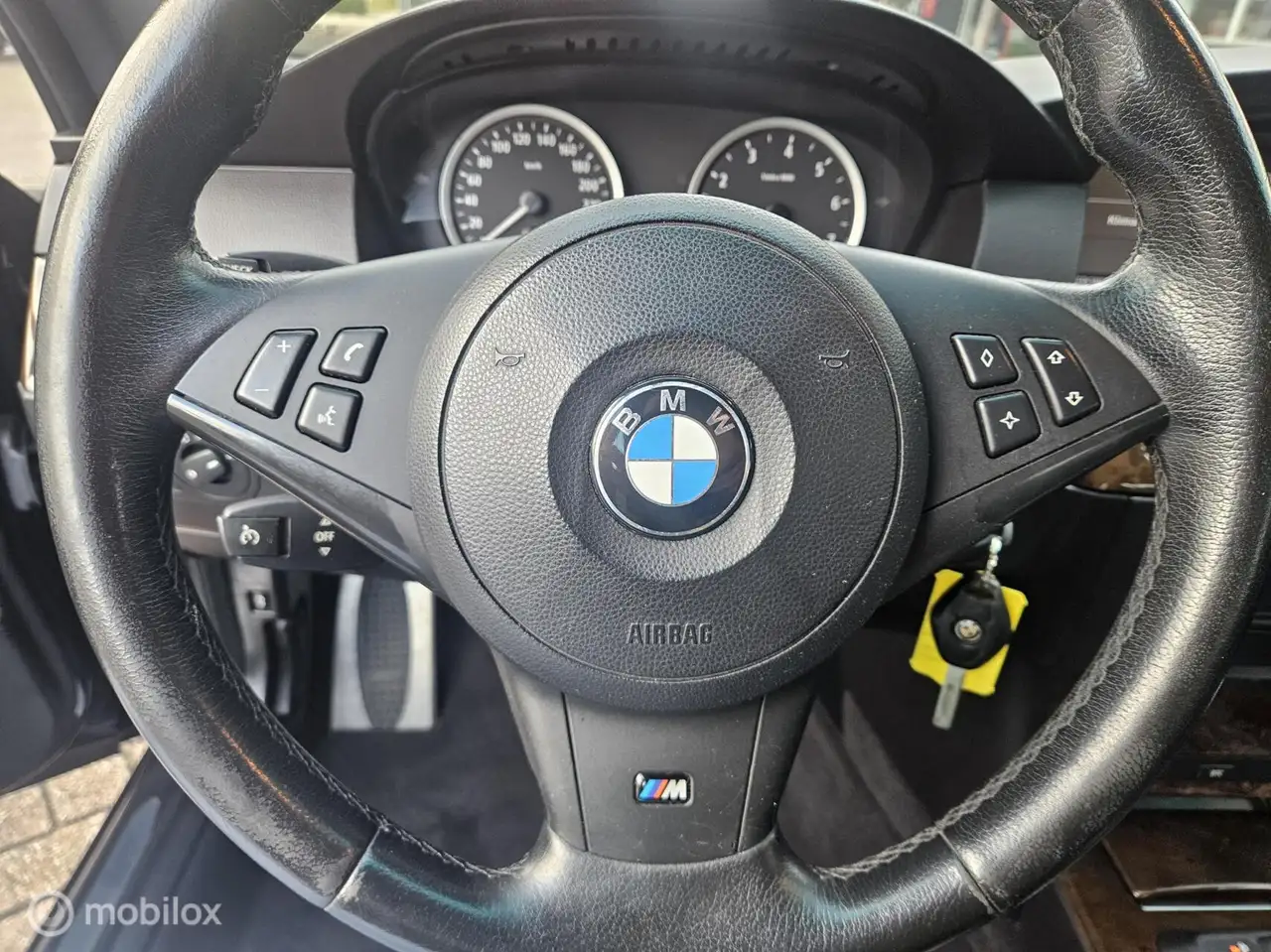 BMW 525XI - 218 ch - AWD - 157 315KMS - VOLANT EN CUIR