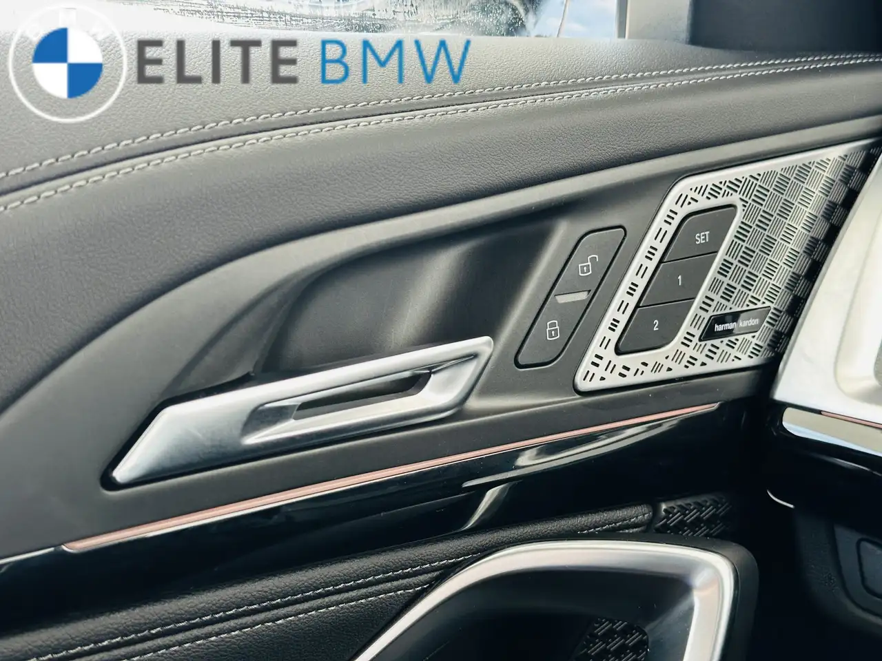 BMW X1 снимка BMW X1