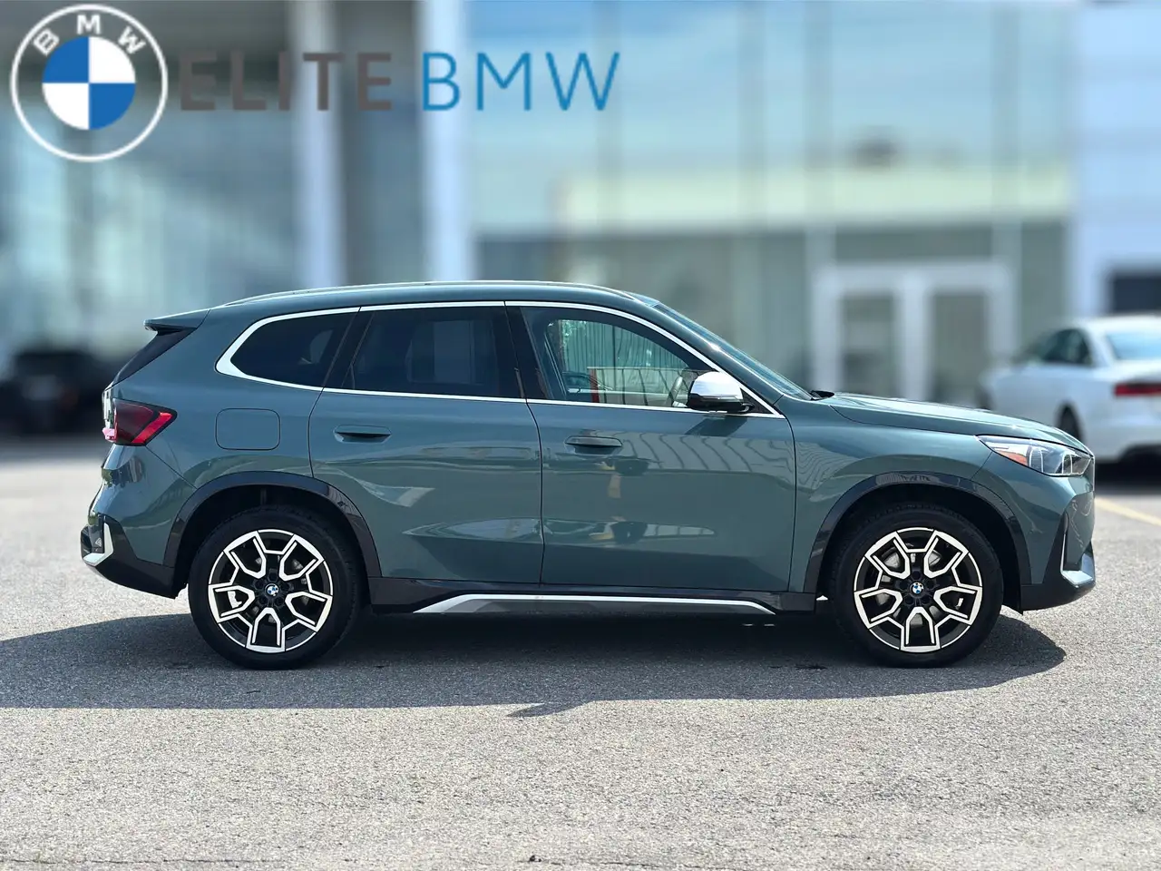BMW X1 снимка BMW X1