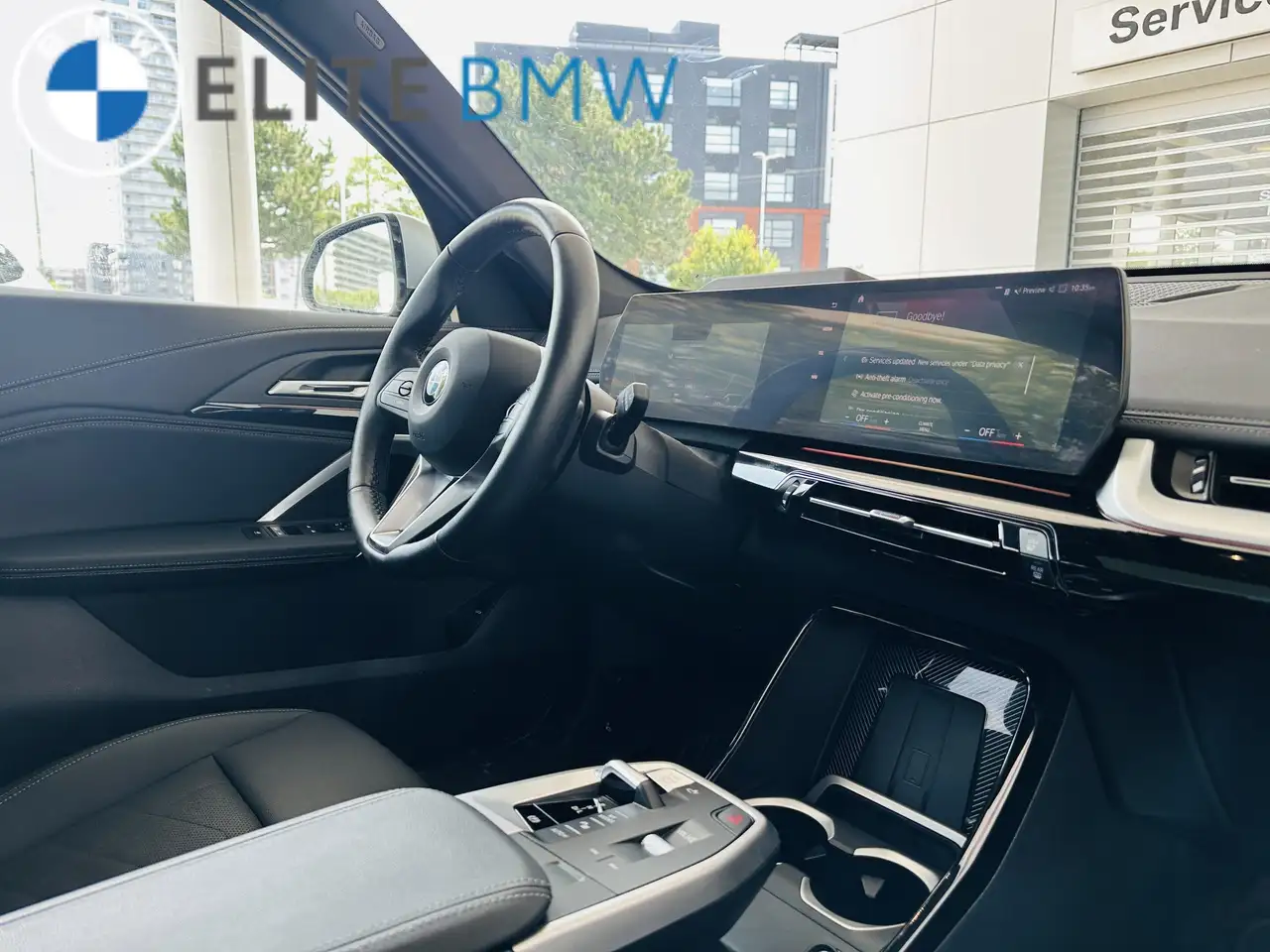 BMW X1 снимка BMW X1