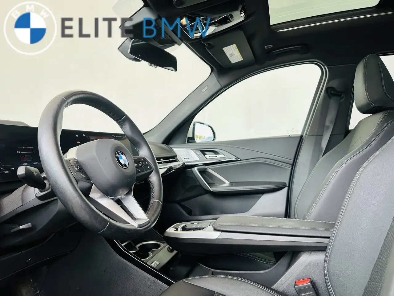BMW X1 снимка BMW X1