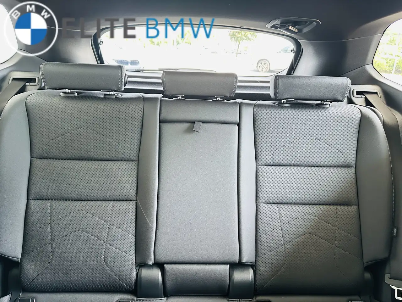 BMW X1 снимка BMW X1