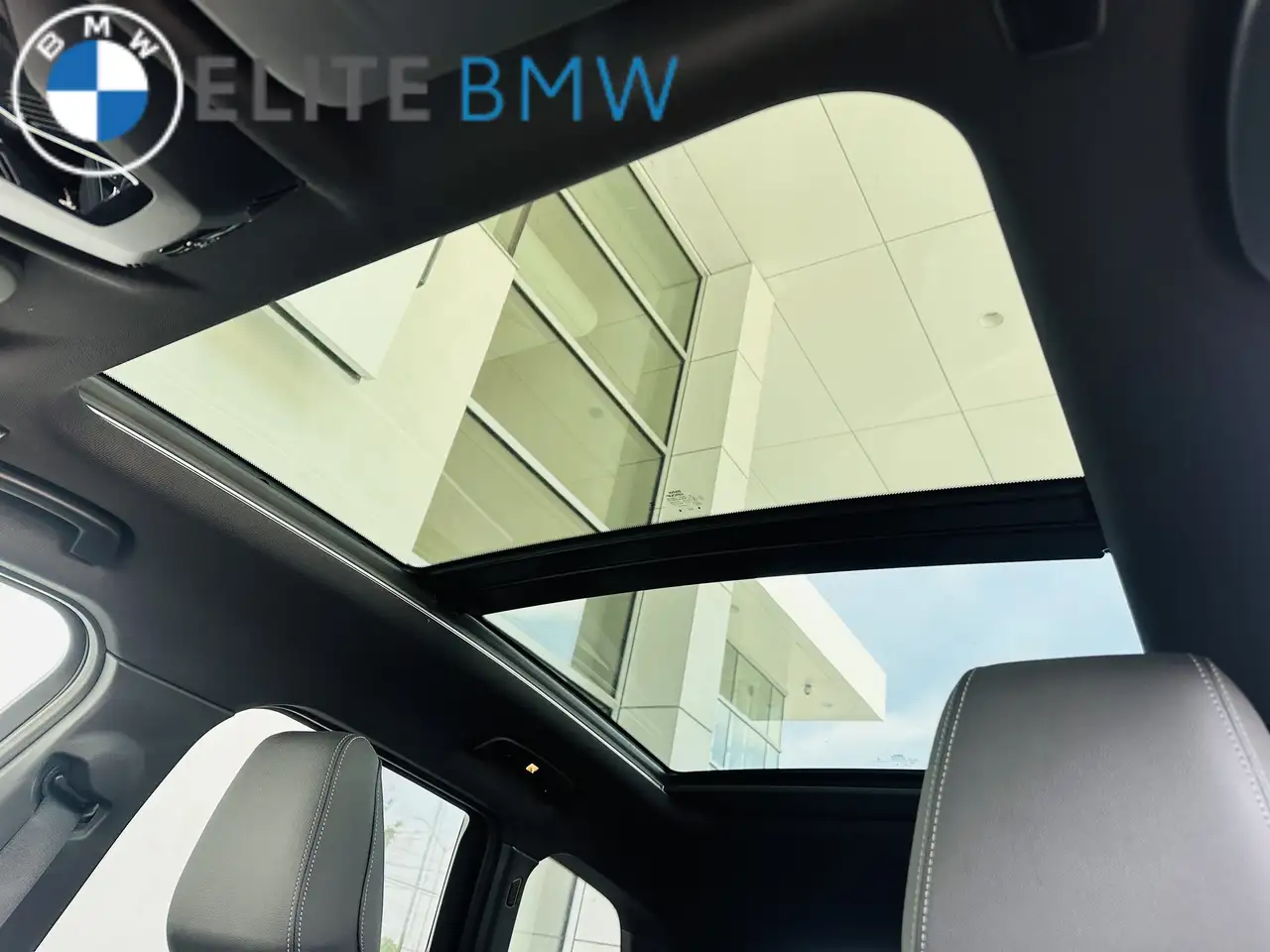 BMW X1 снимка BMW X1