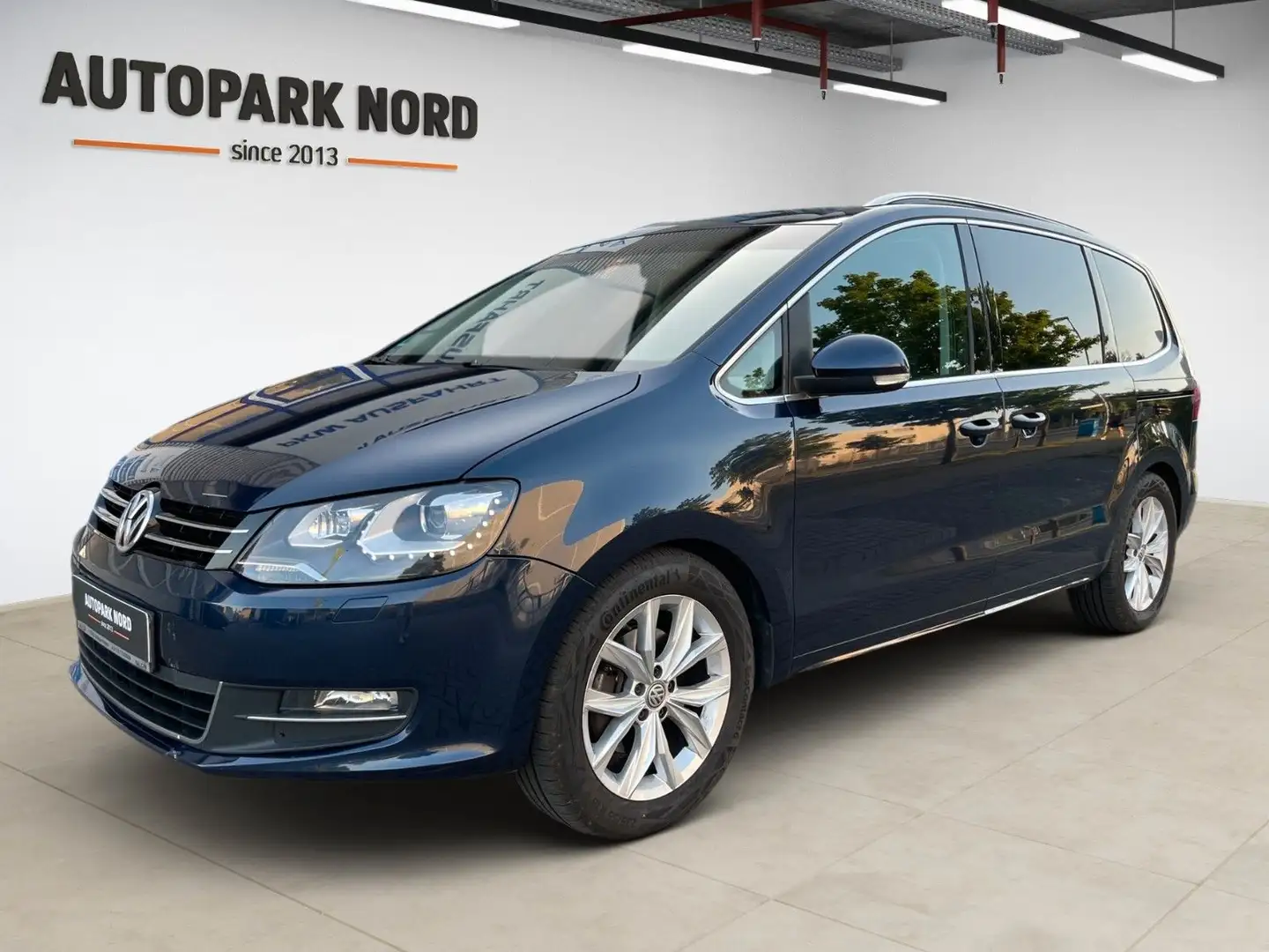 Volkswagen Sharan 2.0 TDI Highline BMT/7-Sitzer/AHK/XENON Bleu - 1