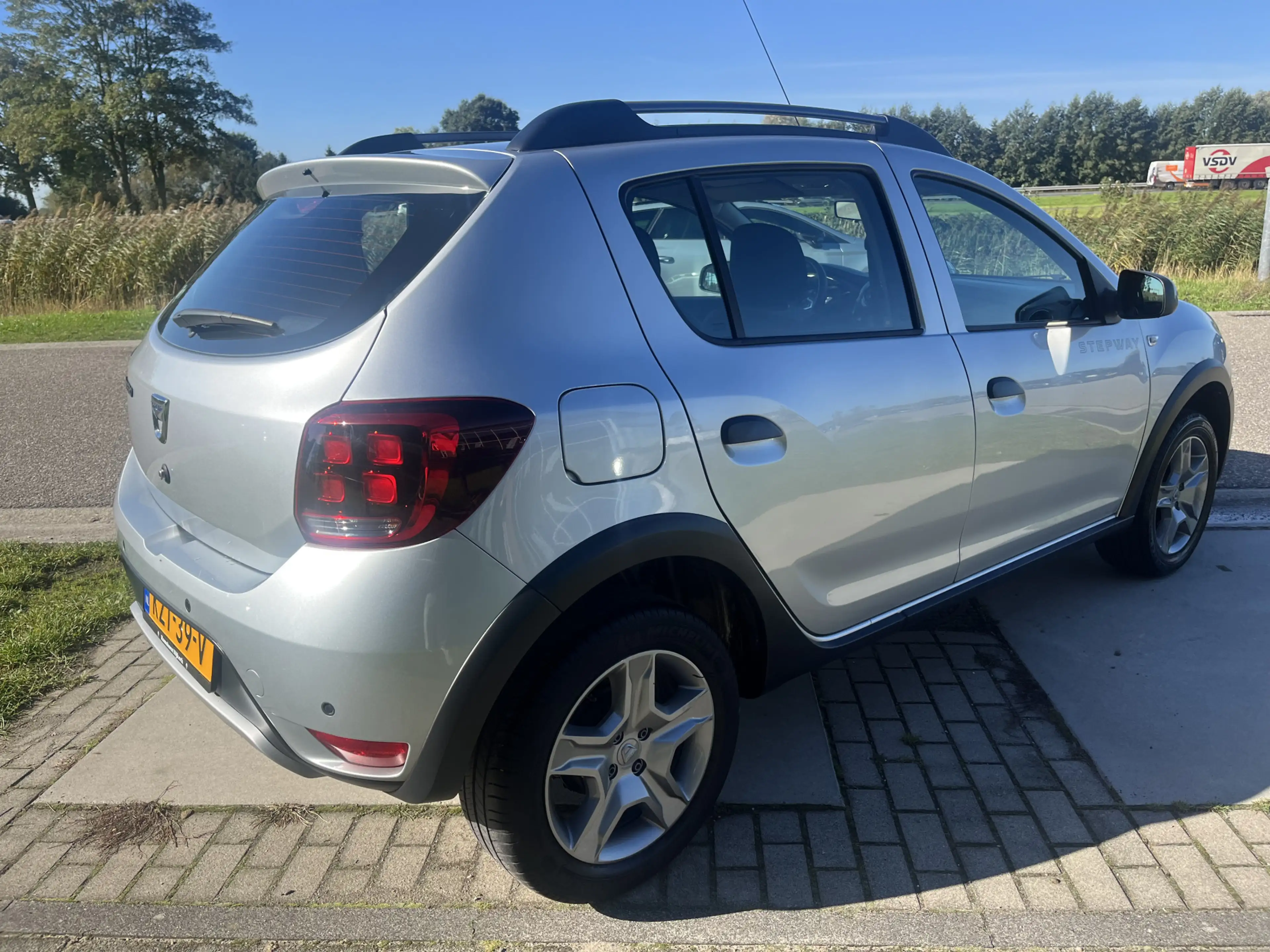 Dacia Sandero Stepway 0.9 TCe / Camera / Parkeerhulp A / Cruise — photo 2