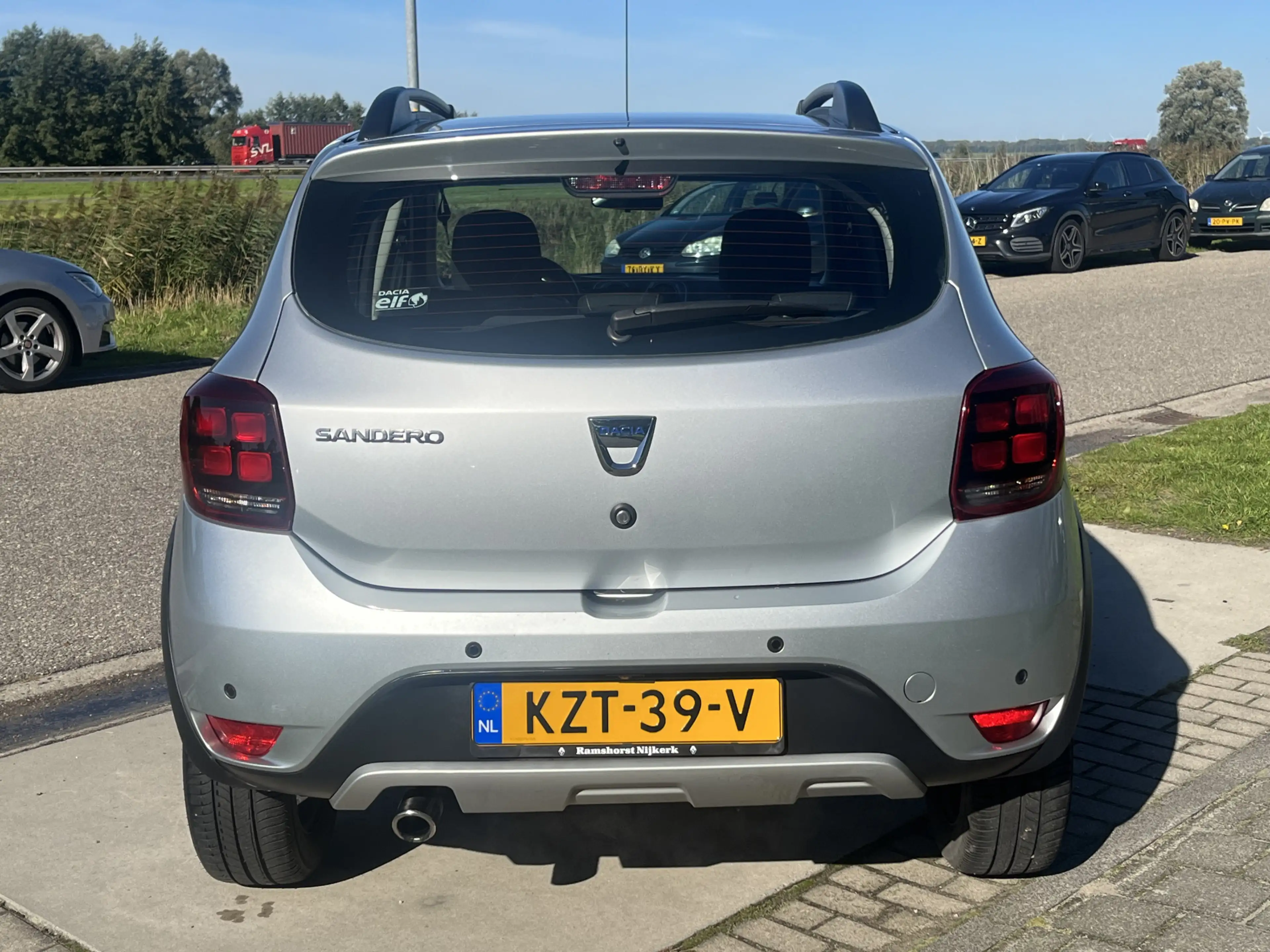 Dacia Sandero Stepway 0.9 TCe / Camera / Parkeerhulp A / Cruise — photo 8