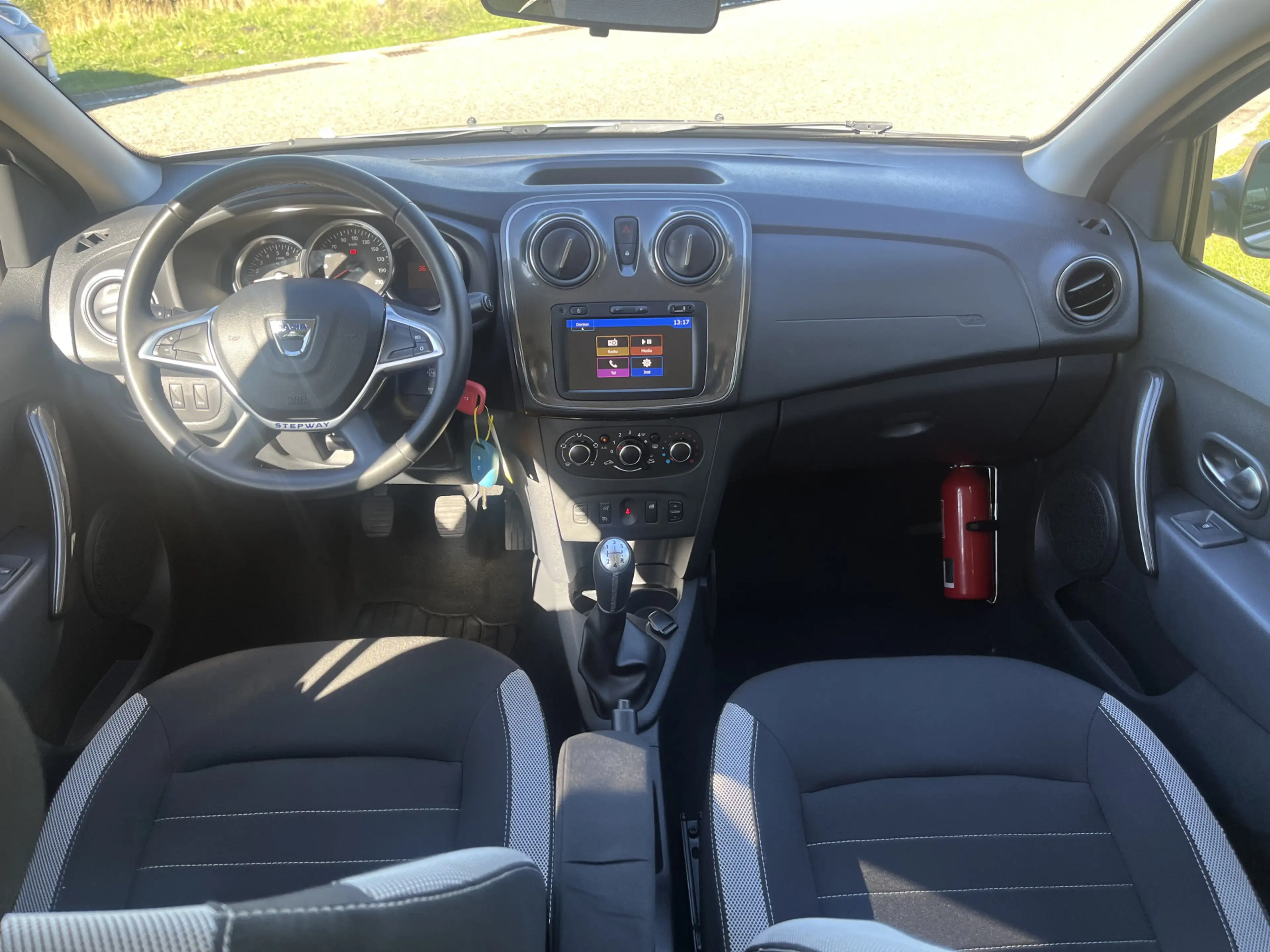 Dacia Sandero Stepway 0.9 TCe / Camera / Parkeerhulp A / Cruise — photo 3