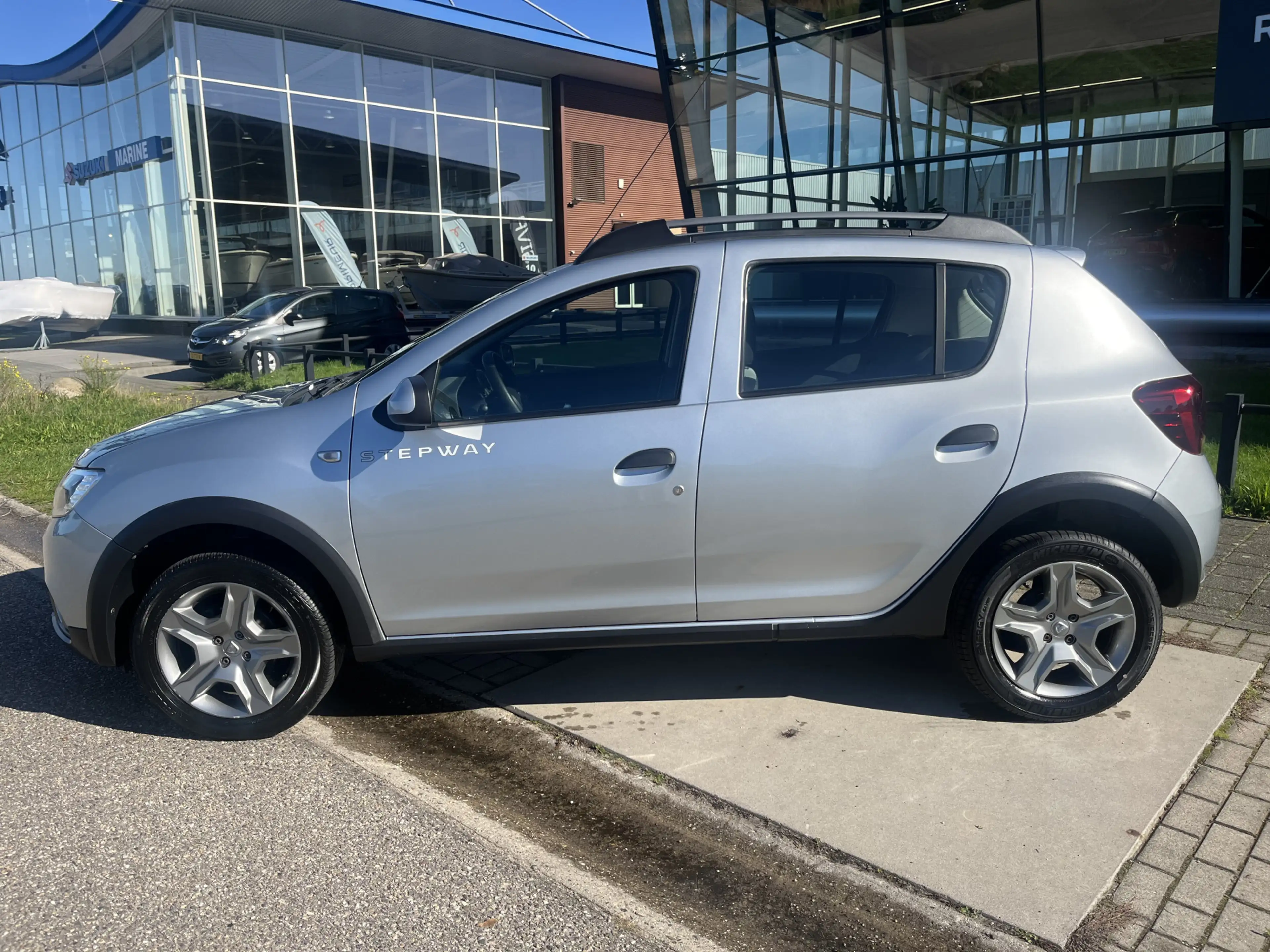 Dacia Sandero Stepway 0.9 TCe / Camera / Parkeerhulp A / Cruise — photo 7