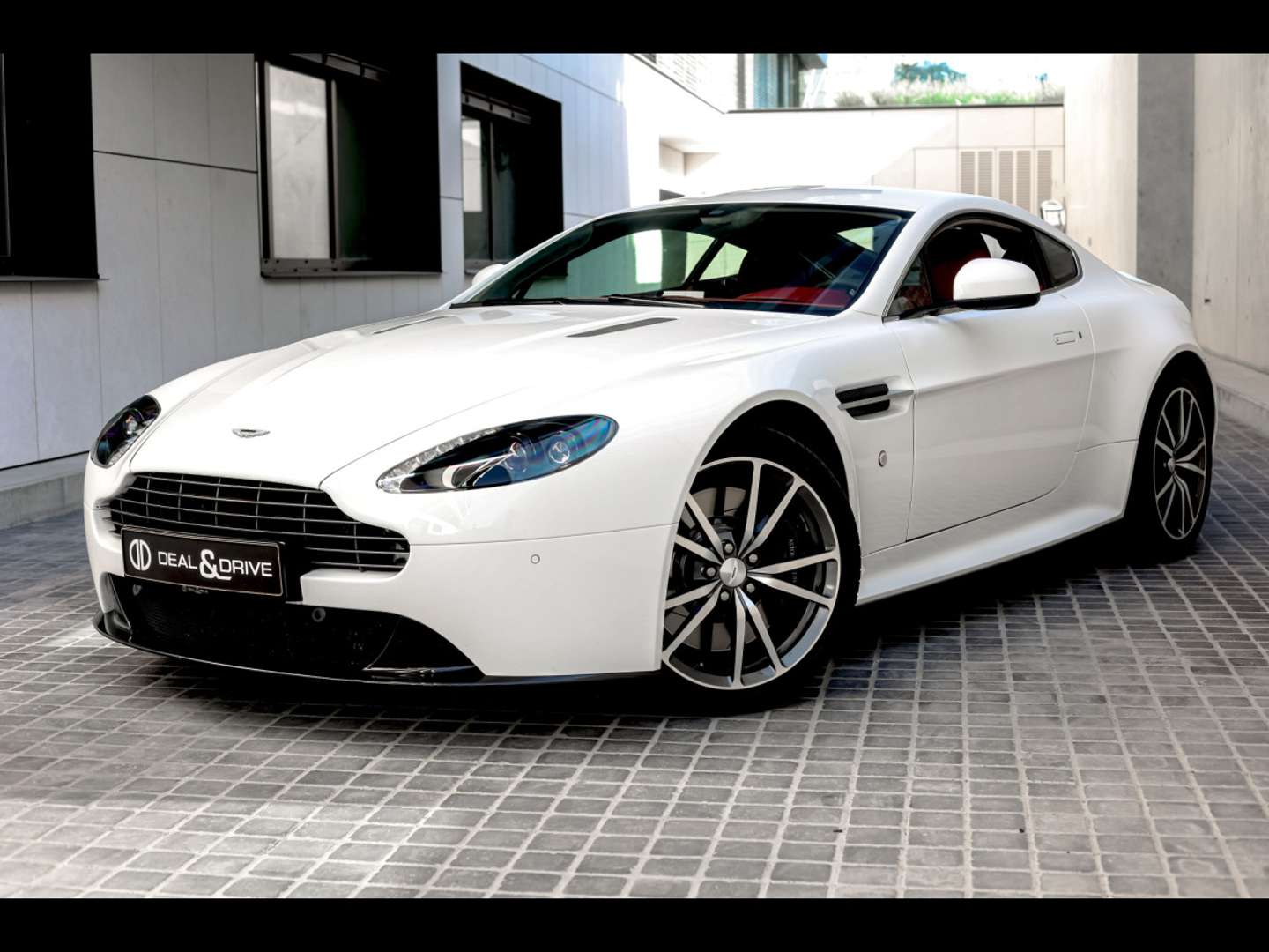 Aston Martin V8 Vantage Coupe S Sportshift II -  - Joinsteer - #3