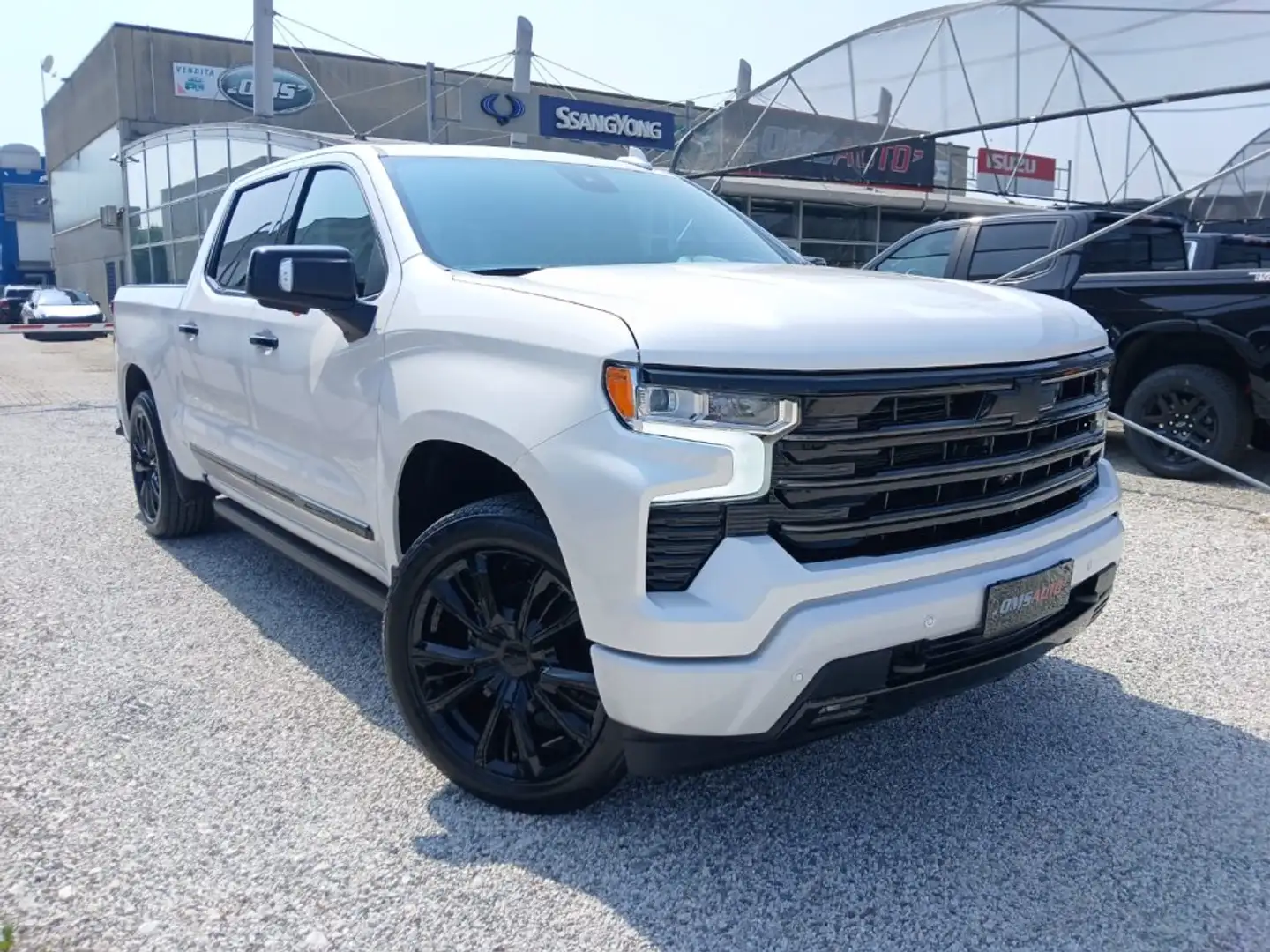 Chevrolet Silverado 6.2L EcoTec3 V8 High Country N1 - Pronta Bianco - 1