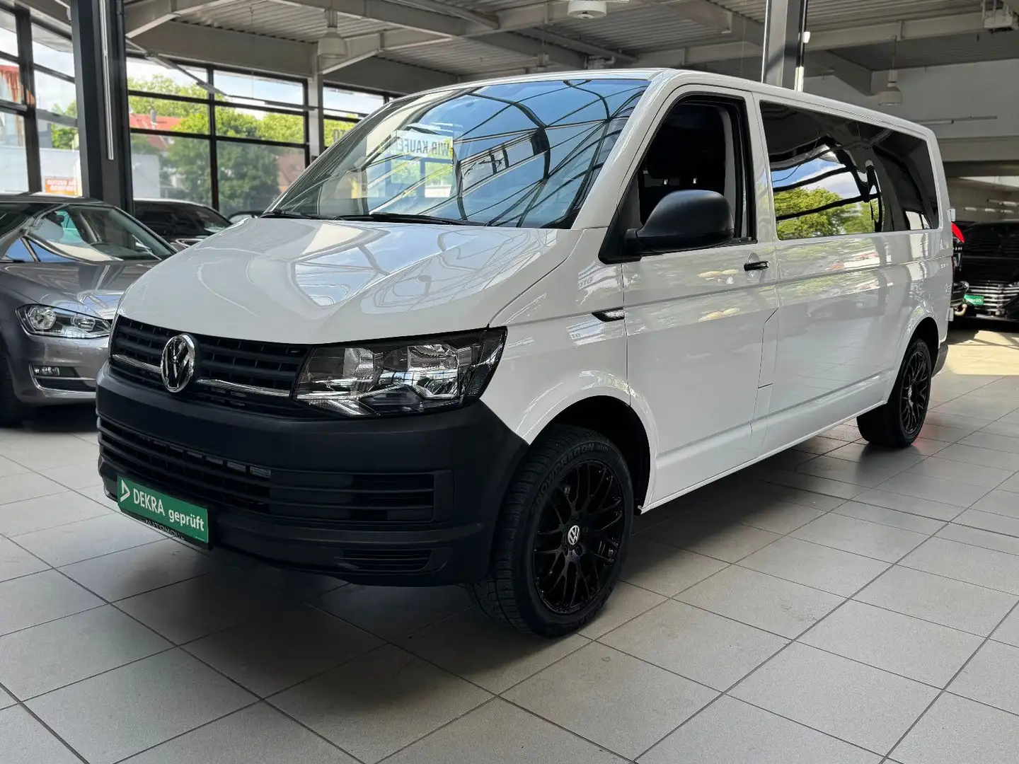Volkswagen T6 Kombi -lang *Automatik/DSG*8-Sitzer*AHK* Wit - 1
