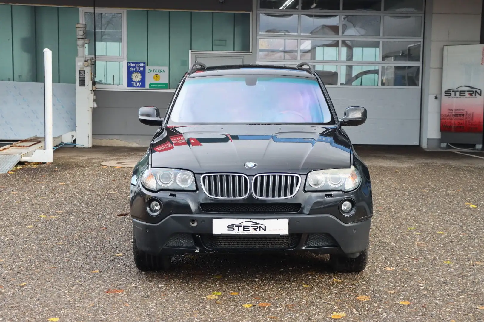 BMW X3 xDrive 20d Edition Exclusive l LEDER l PANO Schwarz - 2