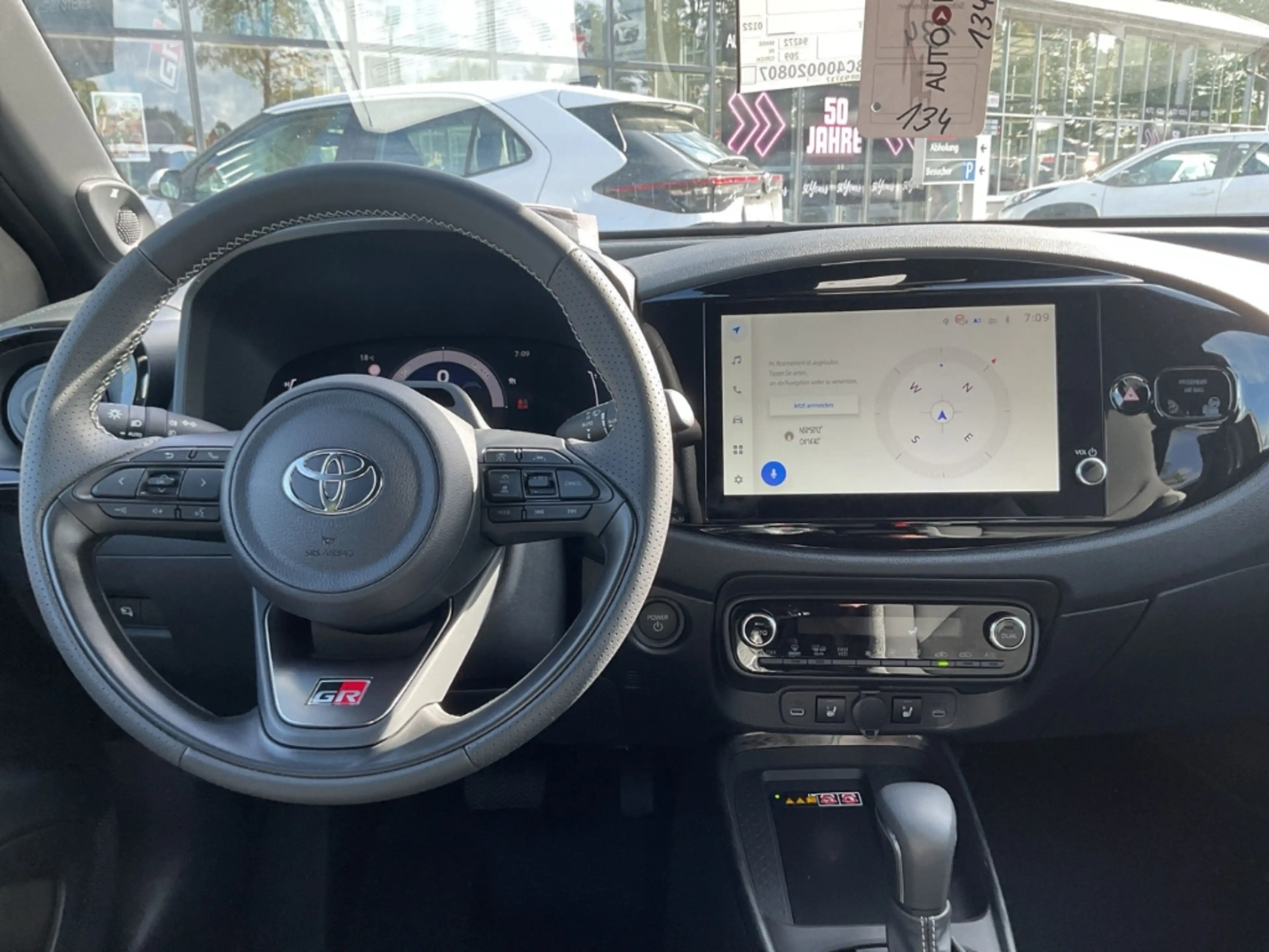 Toyota Aygo X Hybrid GR SPORT JBL LED Apple CarPlay Android Auto — photo 12
