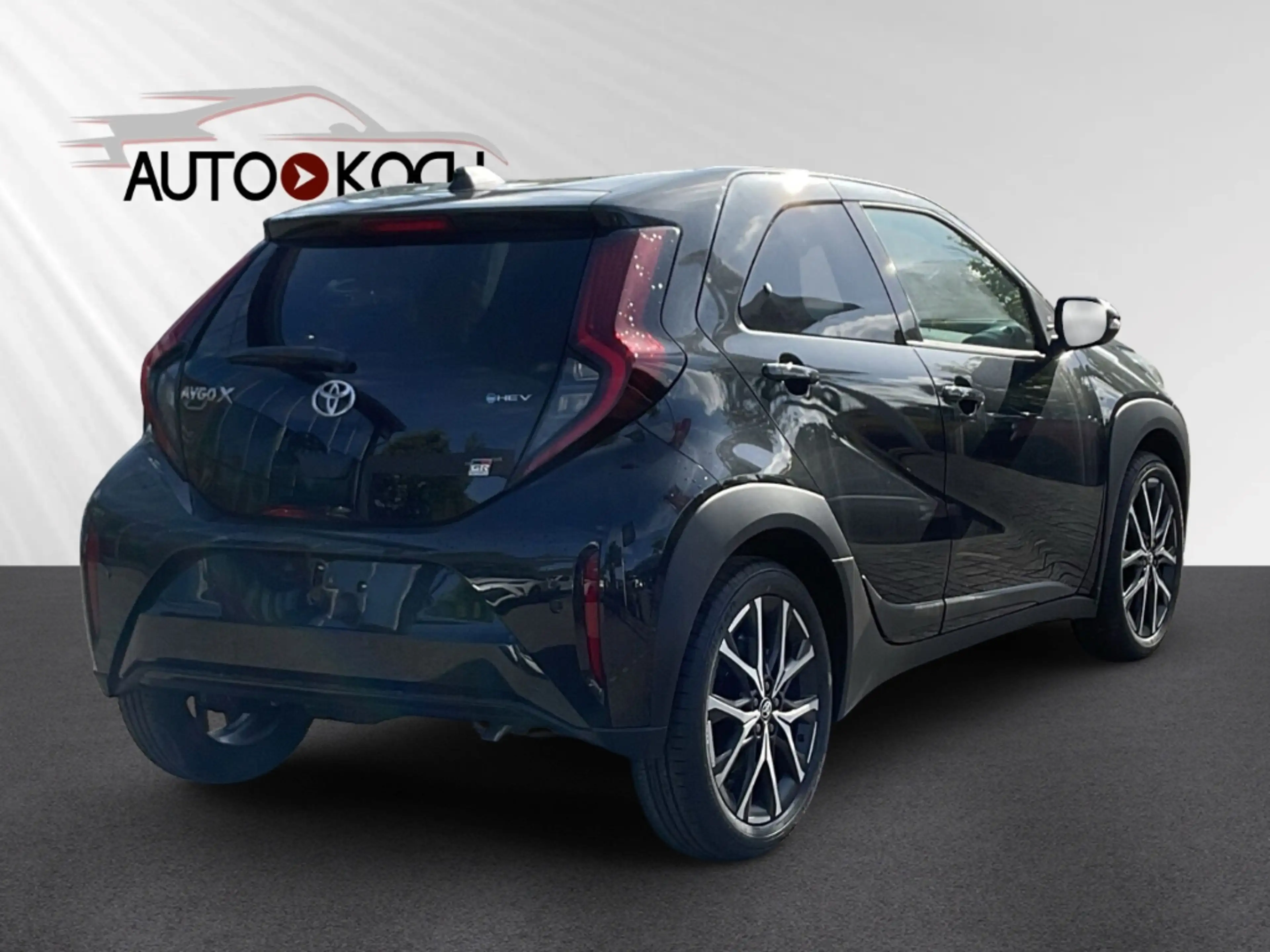 Toyota Aygo X Hybrid GR SPORT JBL LED Apple CarPlay Android Auto — photo 5
