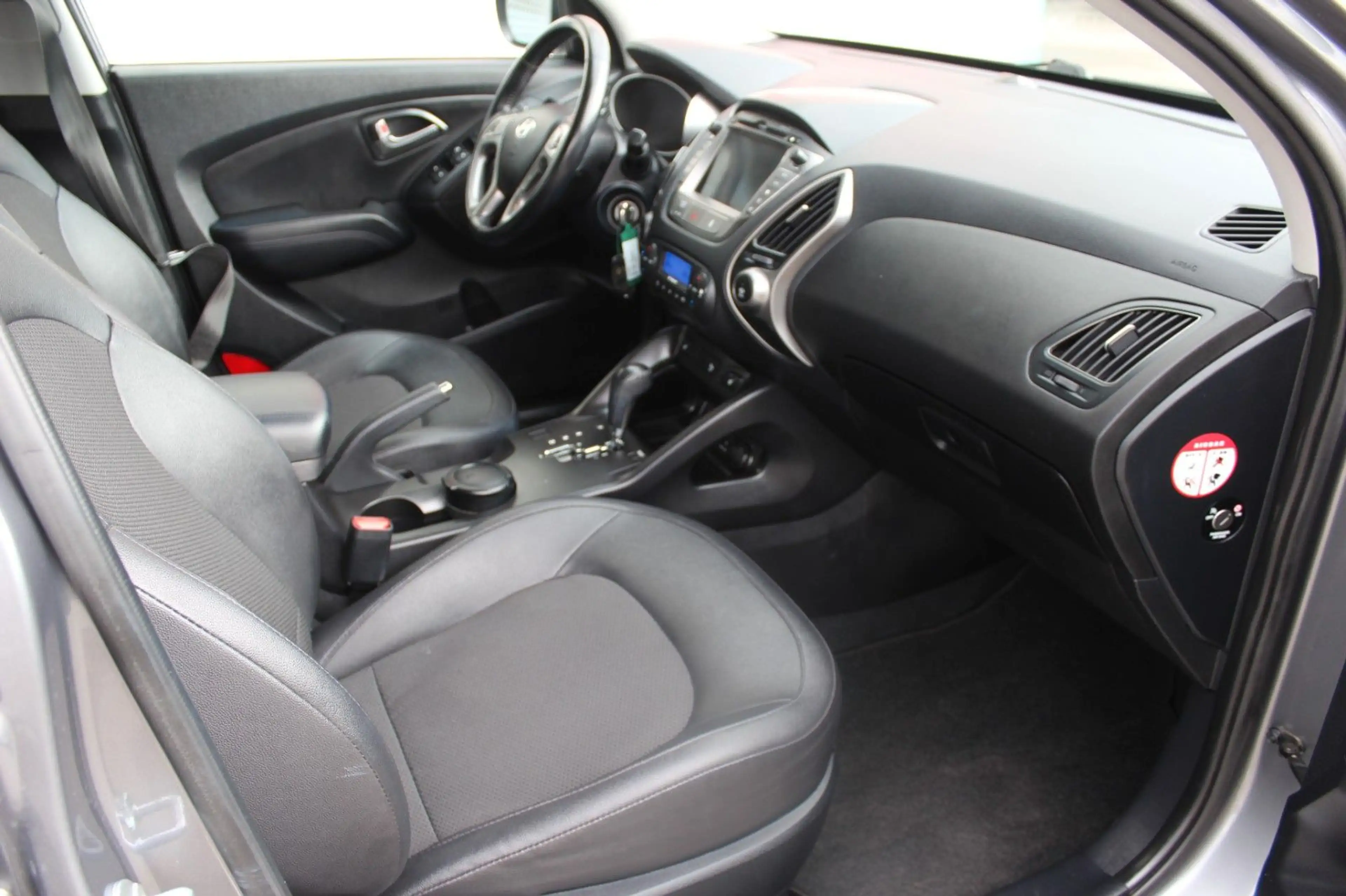 Hyundai iX35 Trend 2WD Navi+Klima — photo 9