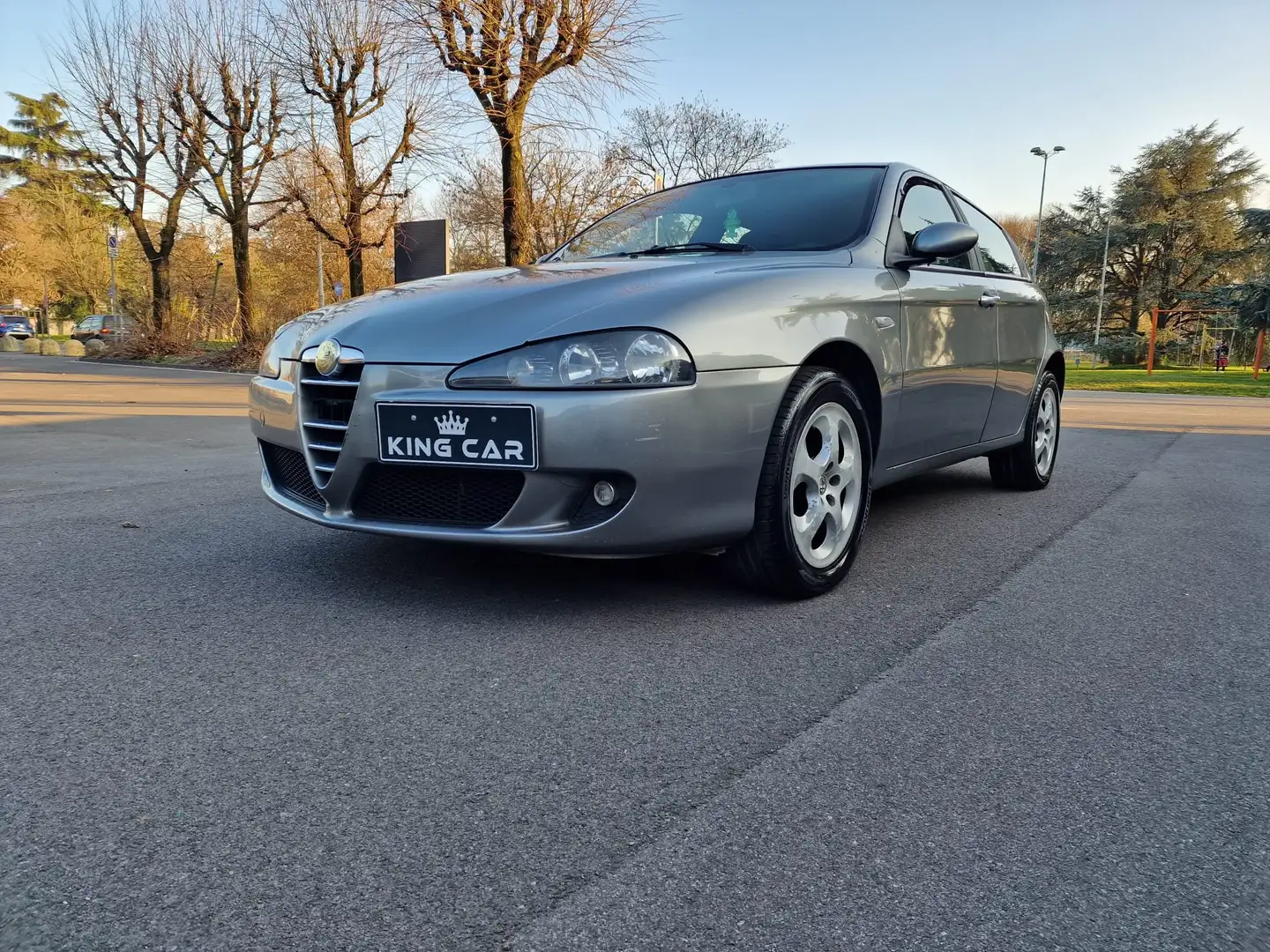 Alfa Romeo 147 5p 1.6 ts 16v Exclusive 120cv Gris - 2