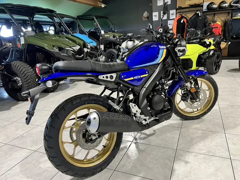 Yamaha XSR 125 - foto 3