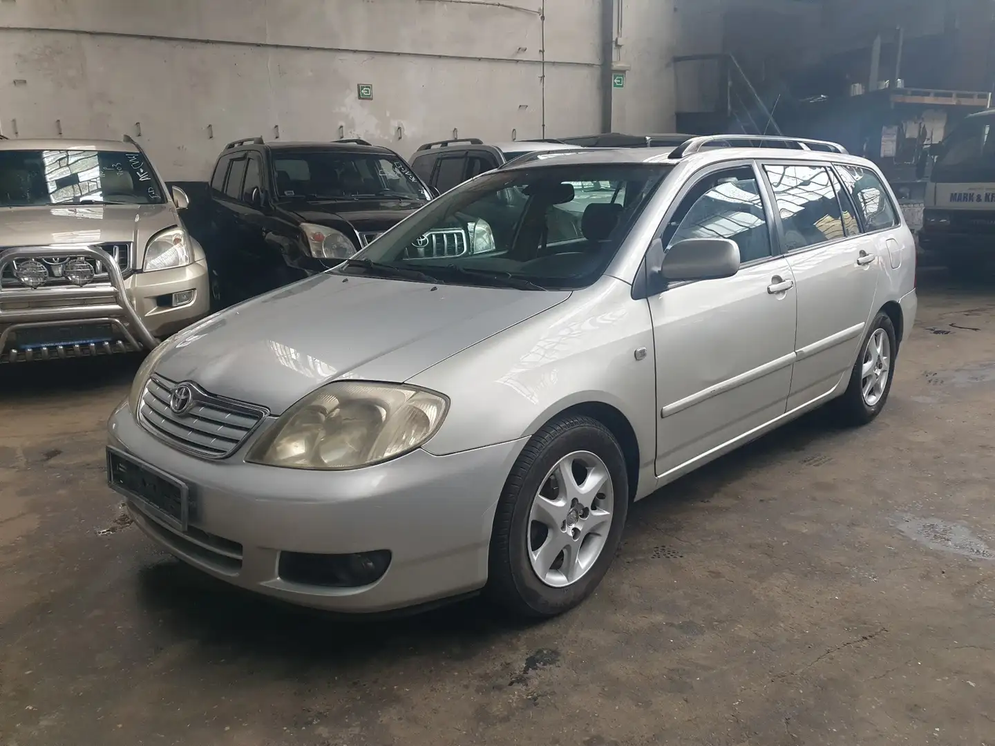 Toyota Corolla Corolla SW 1.6i VVT-i 16v Linea Luna Grijs - 1