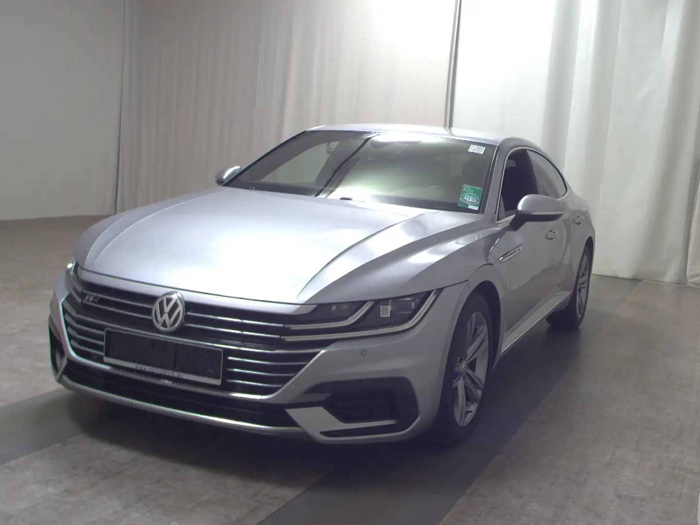 Volkswagen Arteon 2.0 TDI R-Line Navi LED ACC PDC Shz Silber - 2