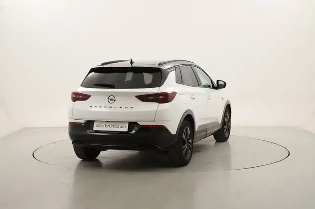 Opel Grandland X view 5