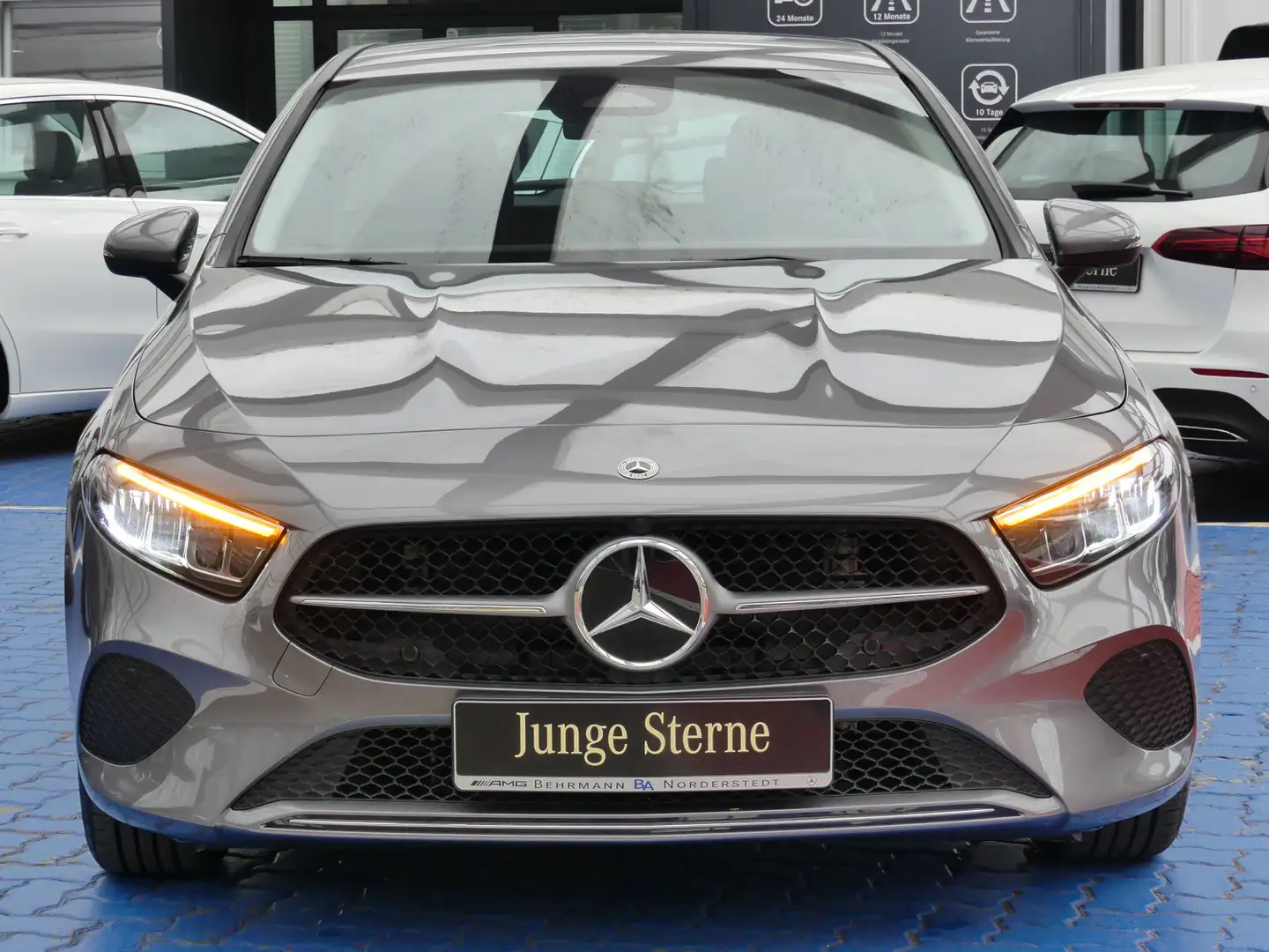 Mercedes-Benz A 180 A 180 Progressive +++R-Kamera+LED-Scheinw+MBUX++ Grau - 2