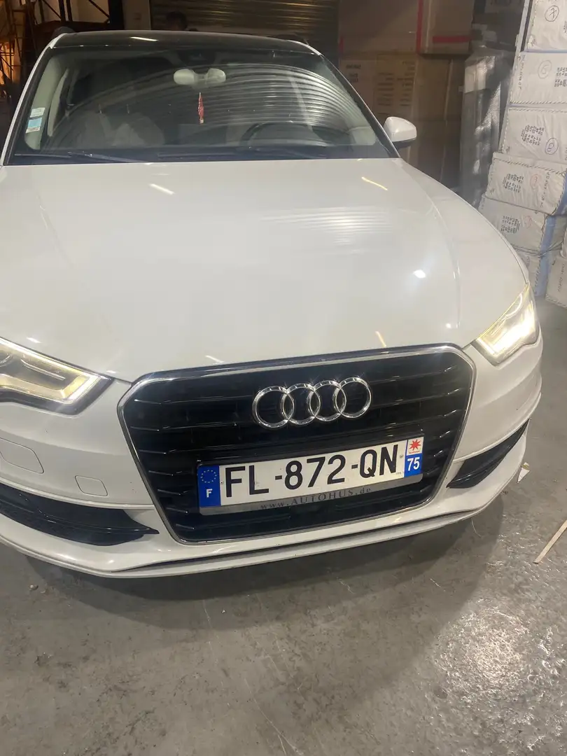 Audi A3 Sportback 1.8 TFSI 180 Ambition Luxe Wit - 1