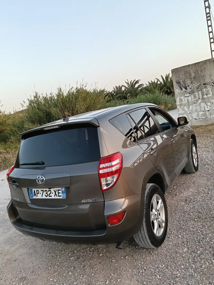 Toyota RAV 4 RAV-4 2.2D-4D Active 4x2 - 2