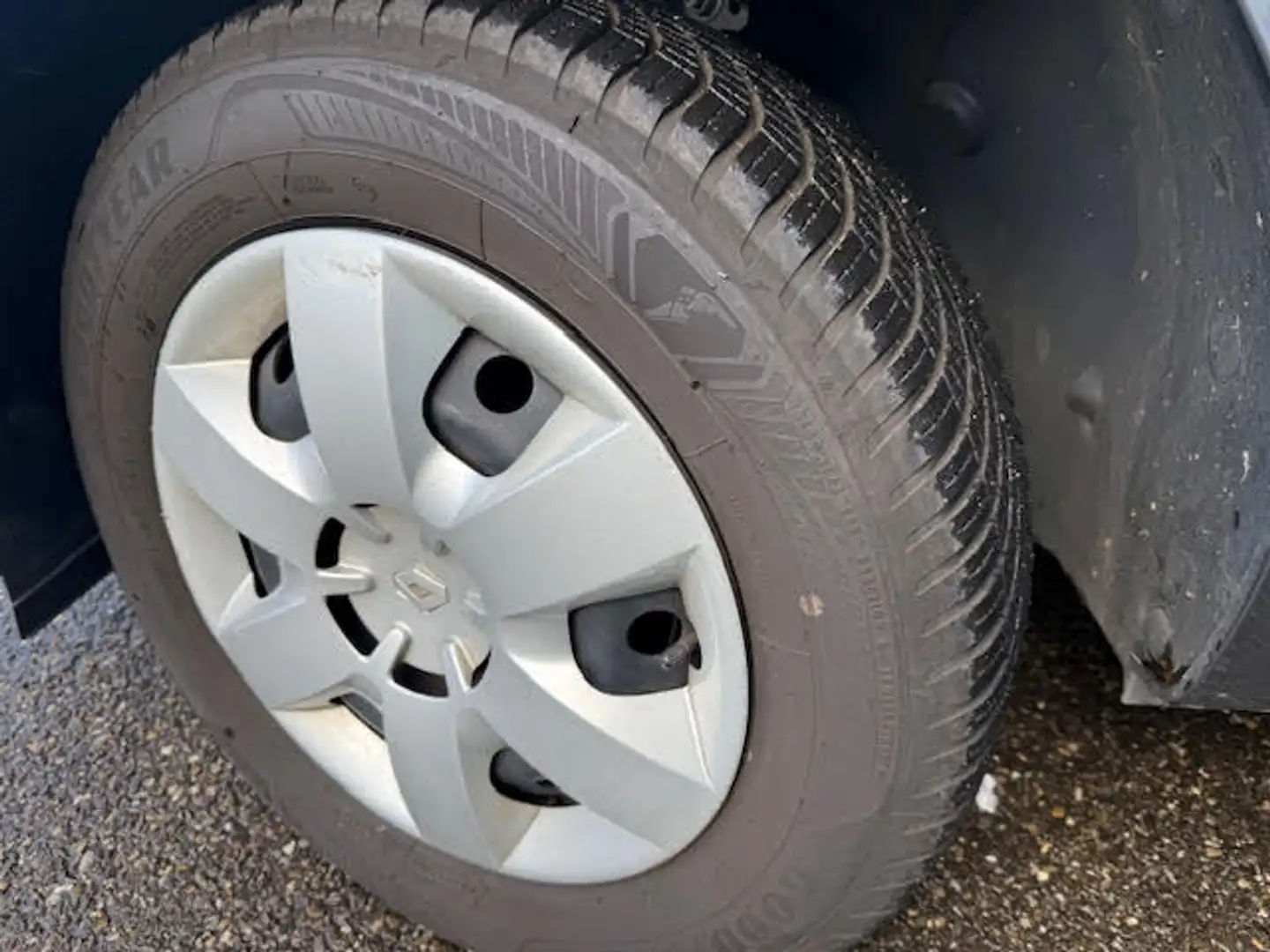 Renault Kangoo TPMR 1.5 DCI 110 Gris - 2