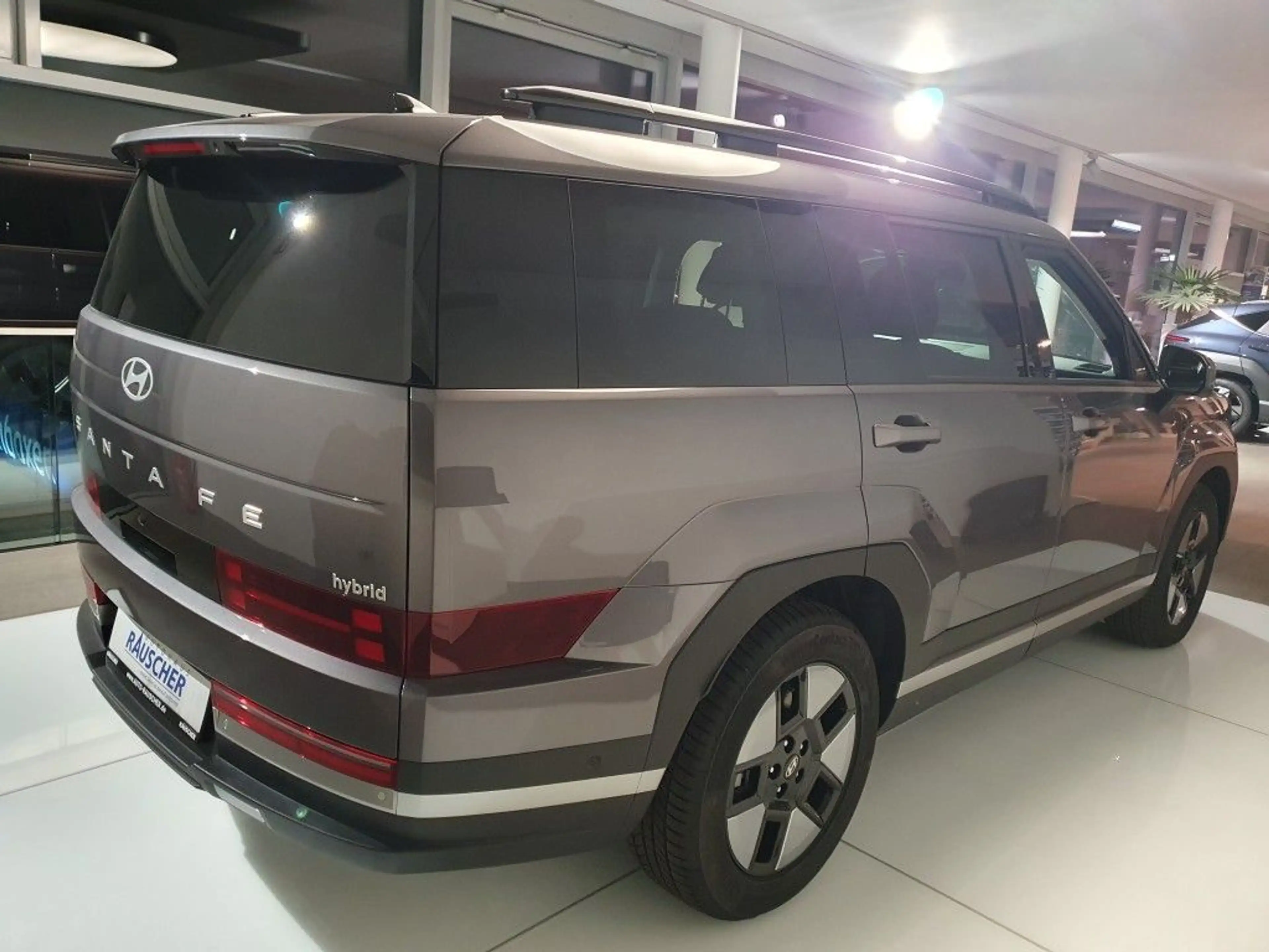 Hyundai SANTA FE 1.6 HEV 4WD Intro — photo 4