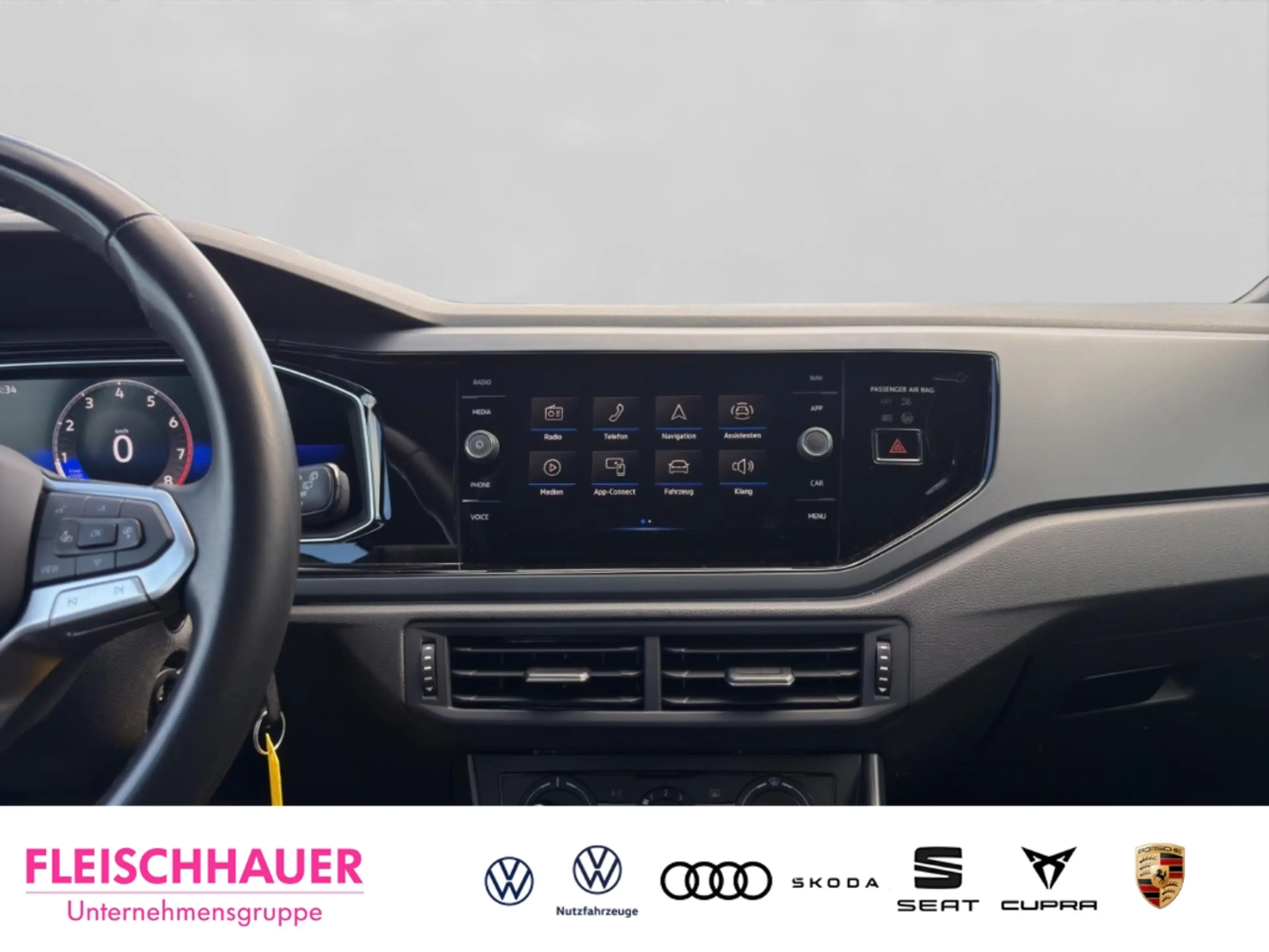 Volkswagen Taigo R-Line 1.0 Assist., LED, — photo 14
