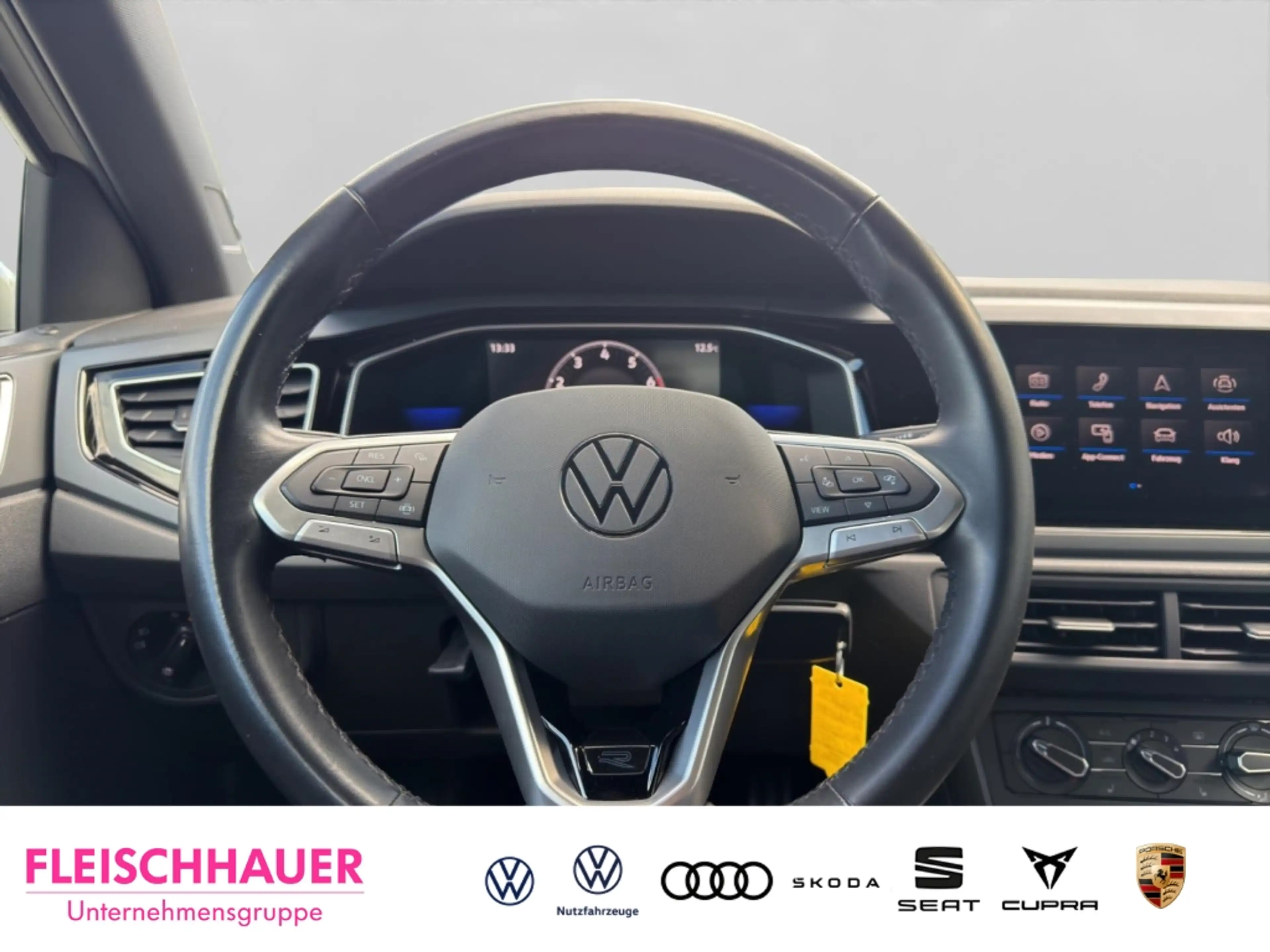 Volkswagen Taigo R-Line 1.0 Assist., LED, — photo 9