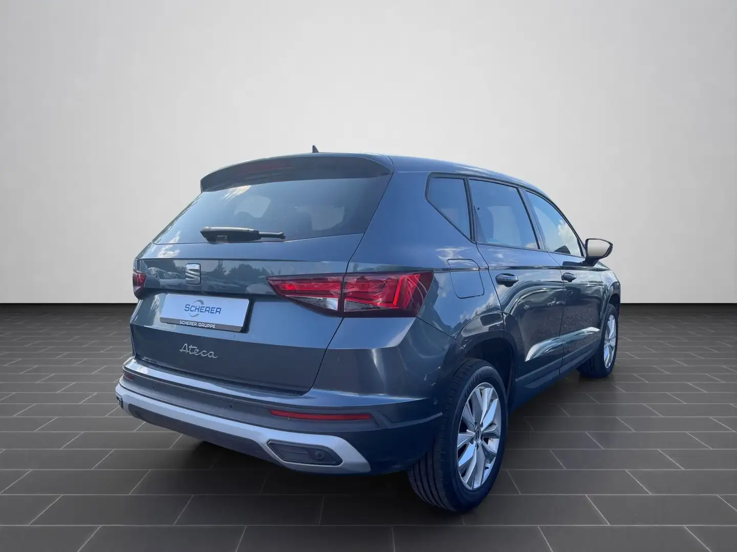 SEAT Ateca 1.5 TSI Style CARPLAY CLIMATRONIC LED NAVI Gris - 2