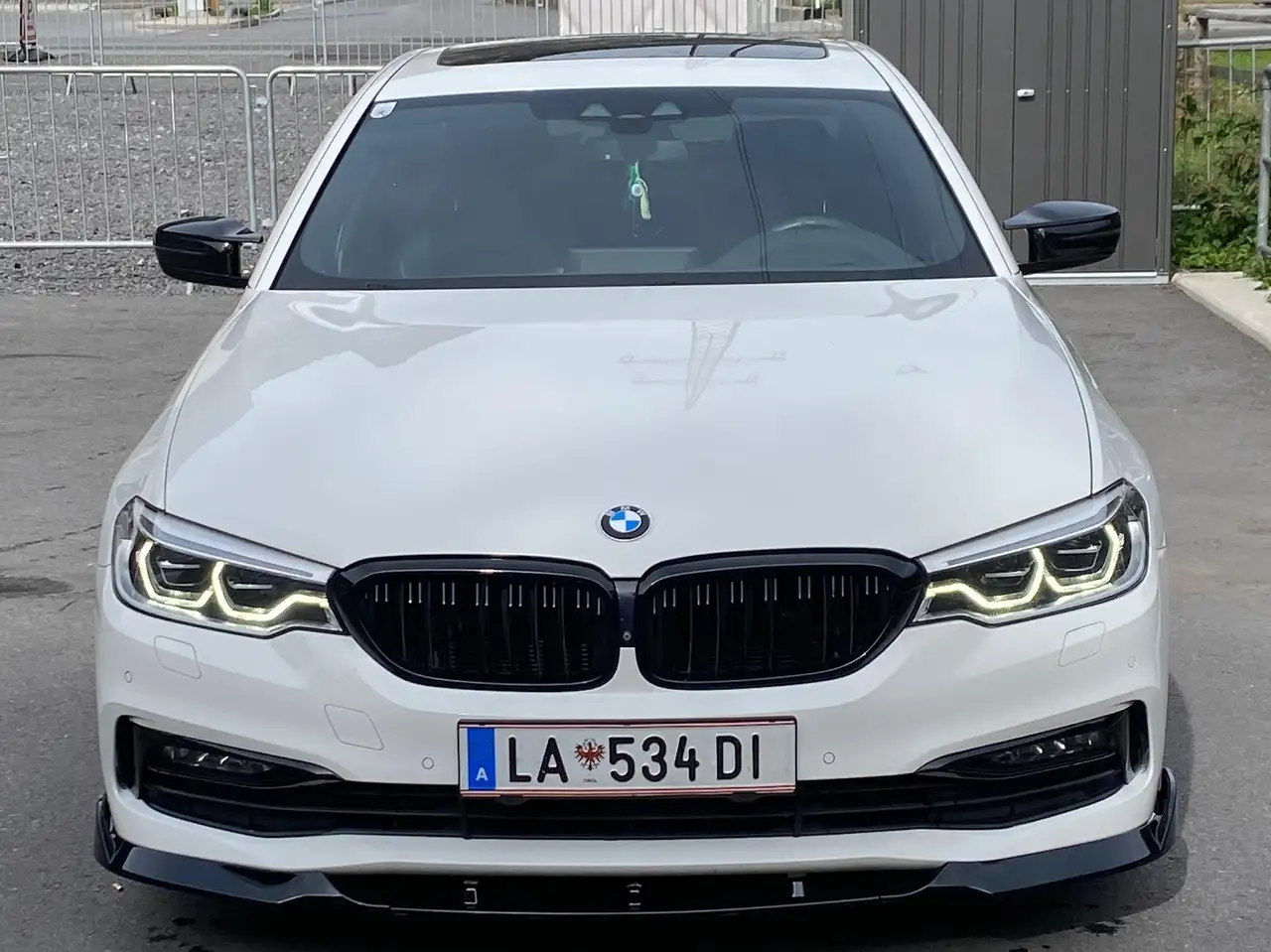BMW