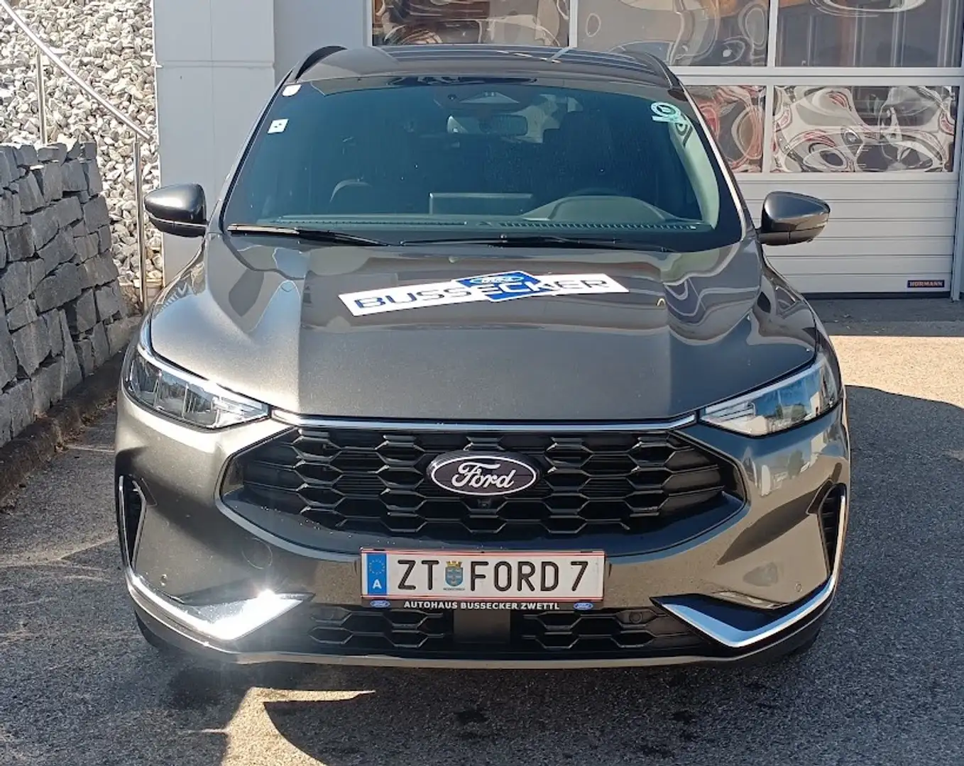 Ford Kuga 2,5 Duratec PHEV ST-Line X Aut. Grau - 2