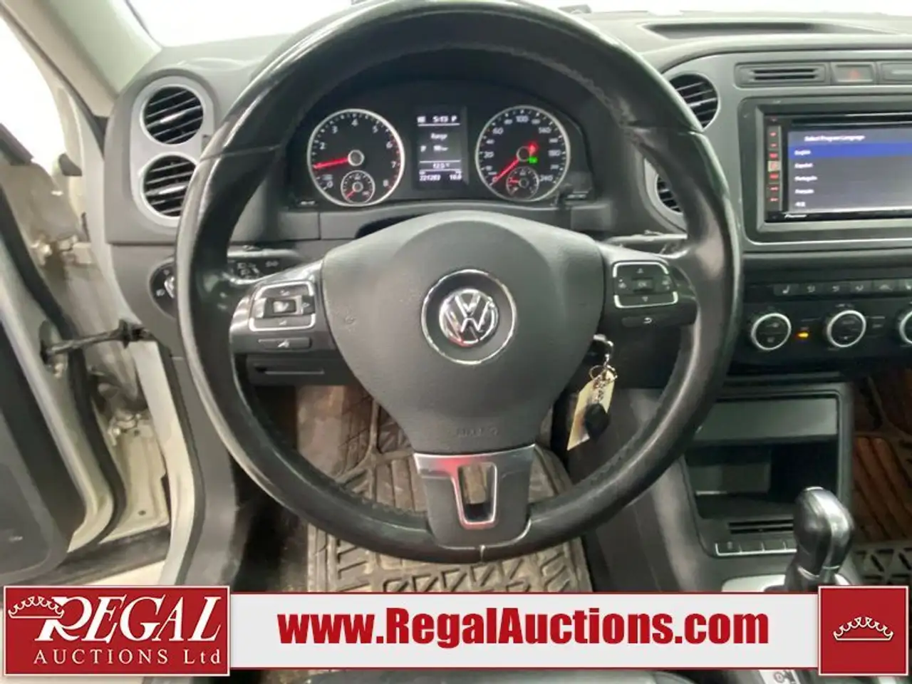 Volkswagen Tiguan снимка Volkswagen Tiguan