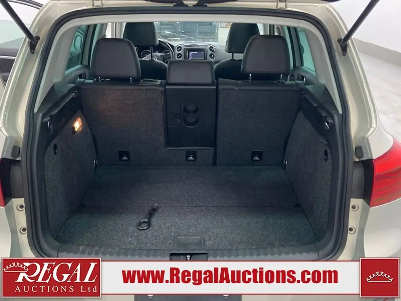 Volkswagen Tiguan снимка Volkswagen Tiguan