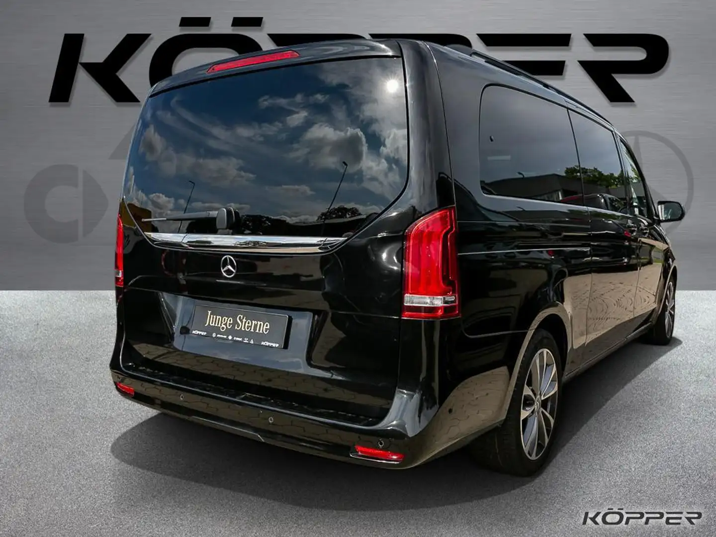 Mercedes-Benz V 300 d XXL Night 8-Sitzer Leder 360G Avantgarde Zwart - 2